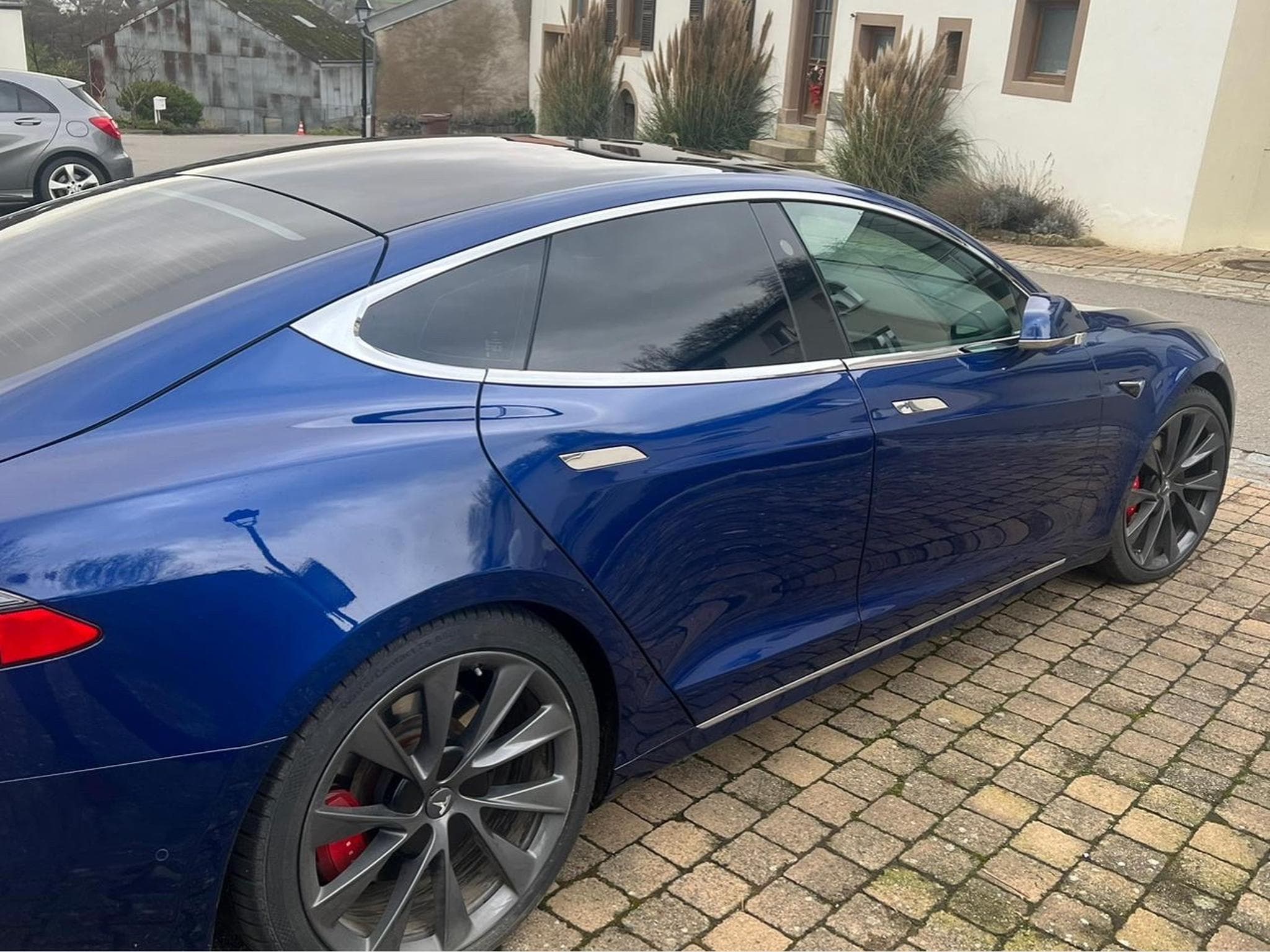 Tesla Model S Model S (2020) - Photo 5