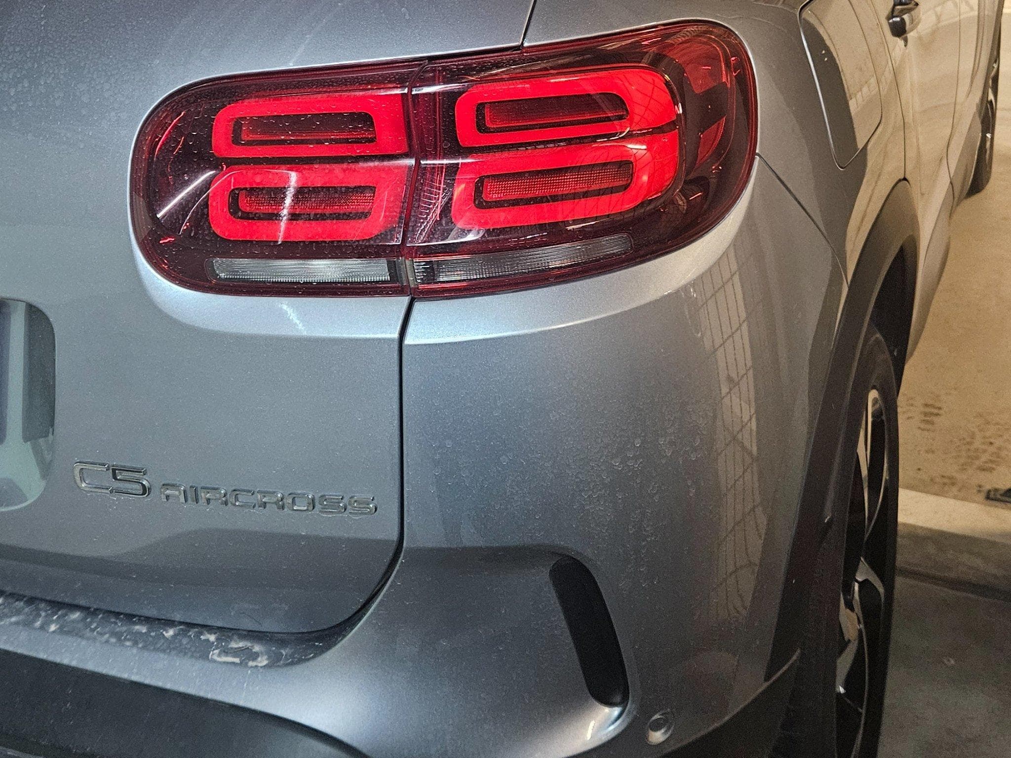 Citroën C5 Aircross Feel 1.5 BLUEHDI 130EAT8 Gris Artense (2021) - Photo 3