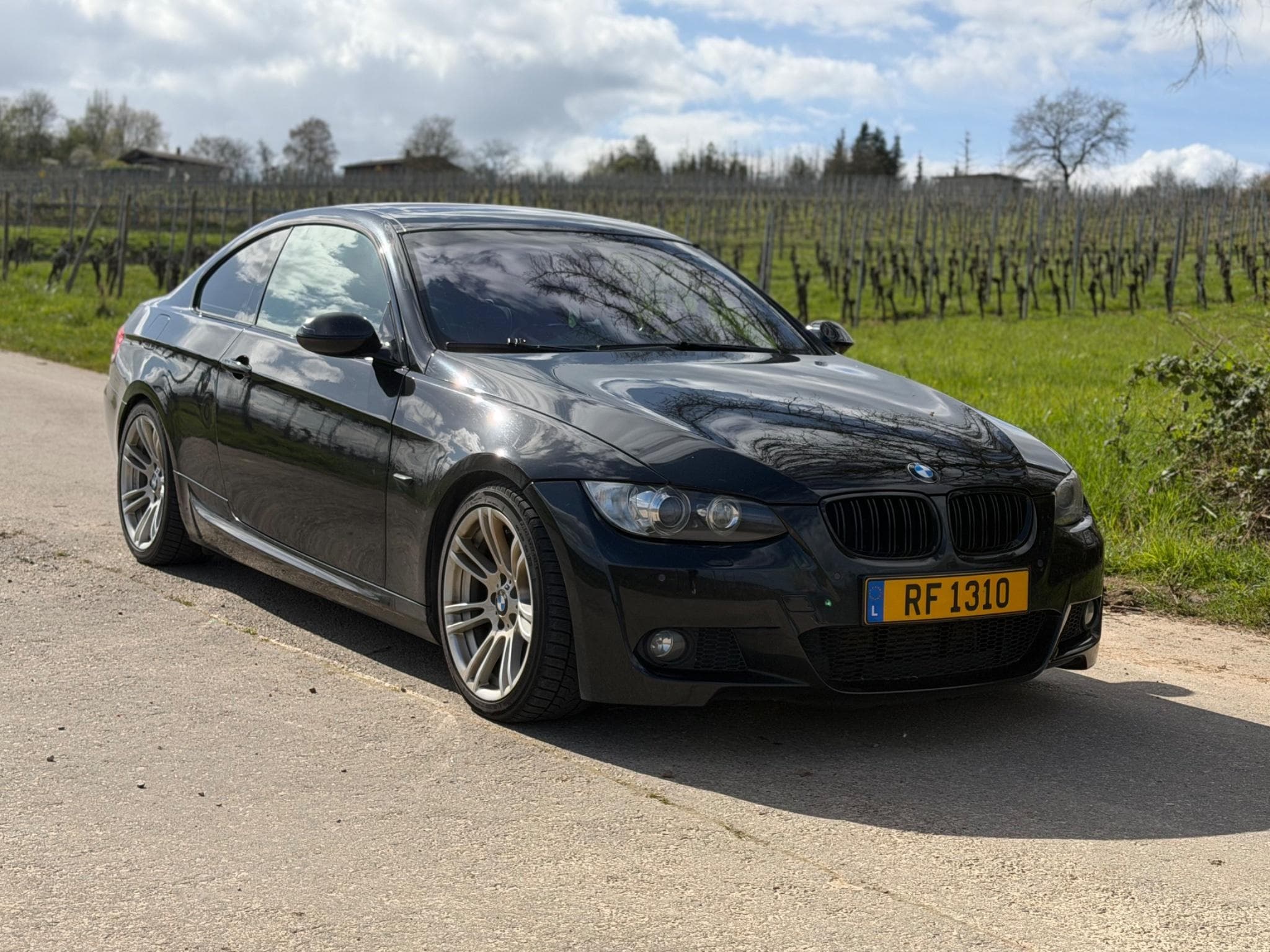 BMW 335 Coupé (2008) - Photo 3
