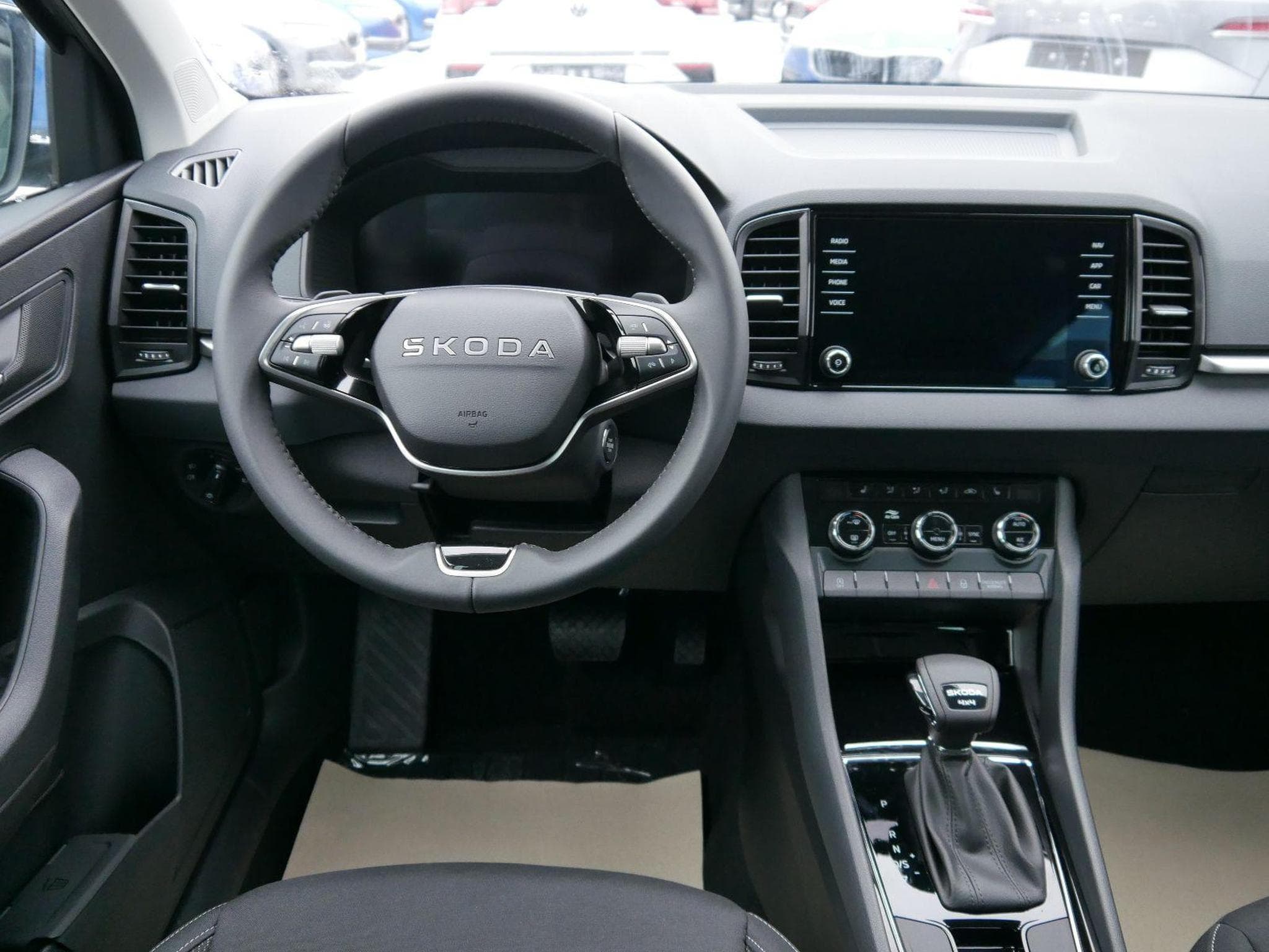 Skoda Karoq Selection (2026) - Foto 13