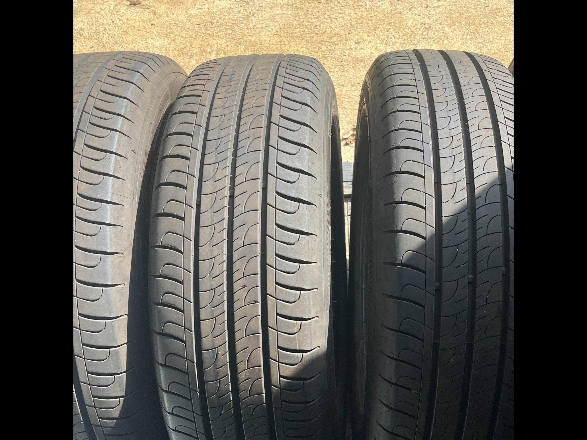 pneus – 16 - Foto 1