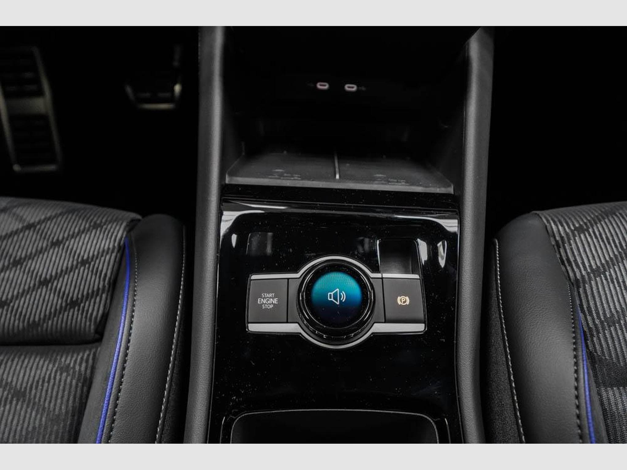 VW Tayron 2,0 TDI DSG (2025) - Foto 13