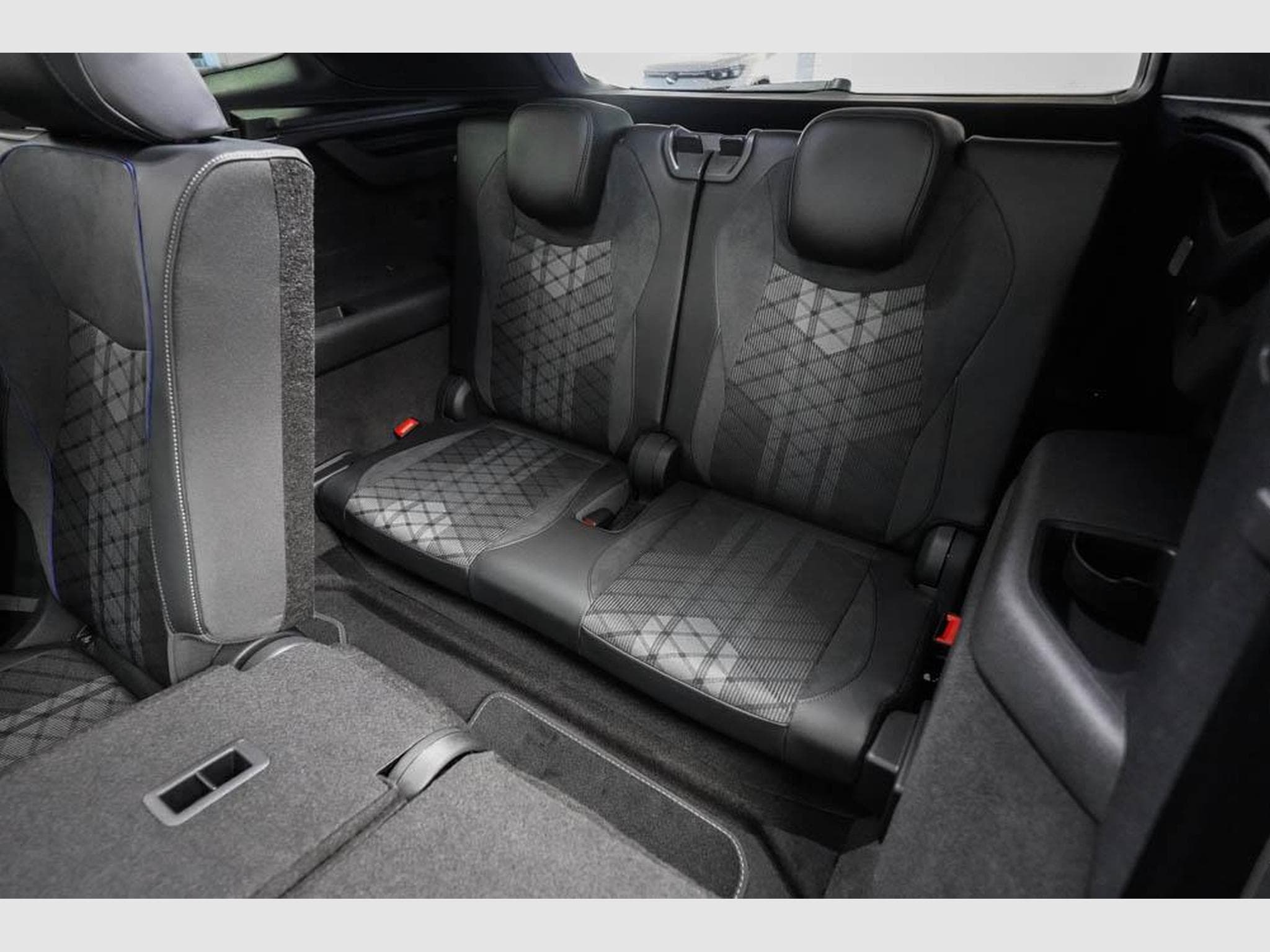 VW Tayron 2,0 TDI DSG (2025) - Foto 19