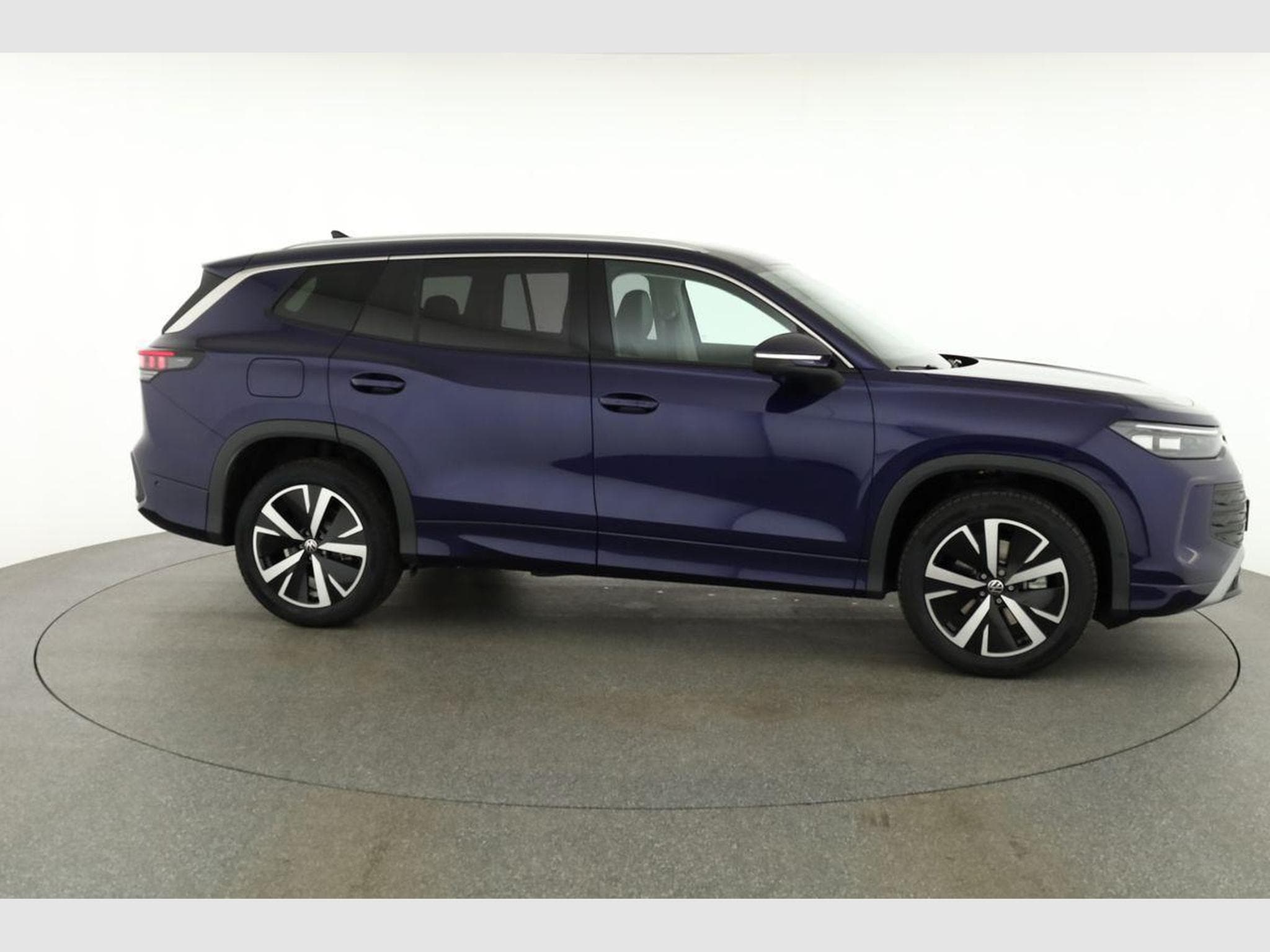 VW Tayron 1.5 TSI eHybrid 150 kW Life (2025) - Foto 23