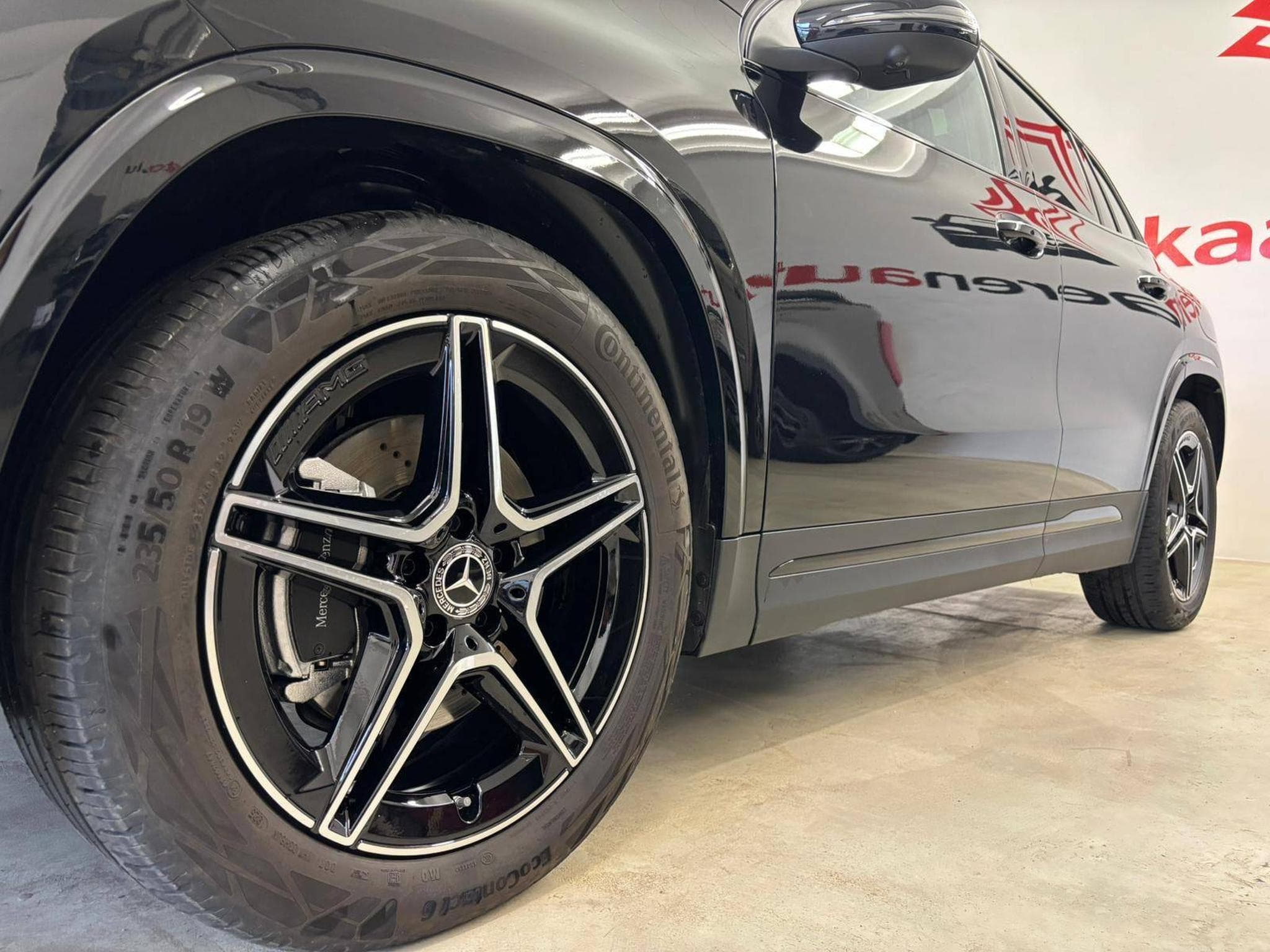 Mercedes GLA 180 AMG-Line (2025) - Photo 7