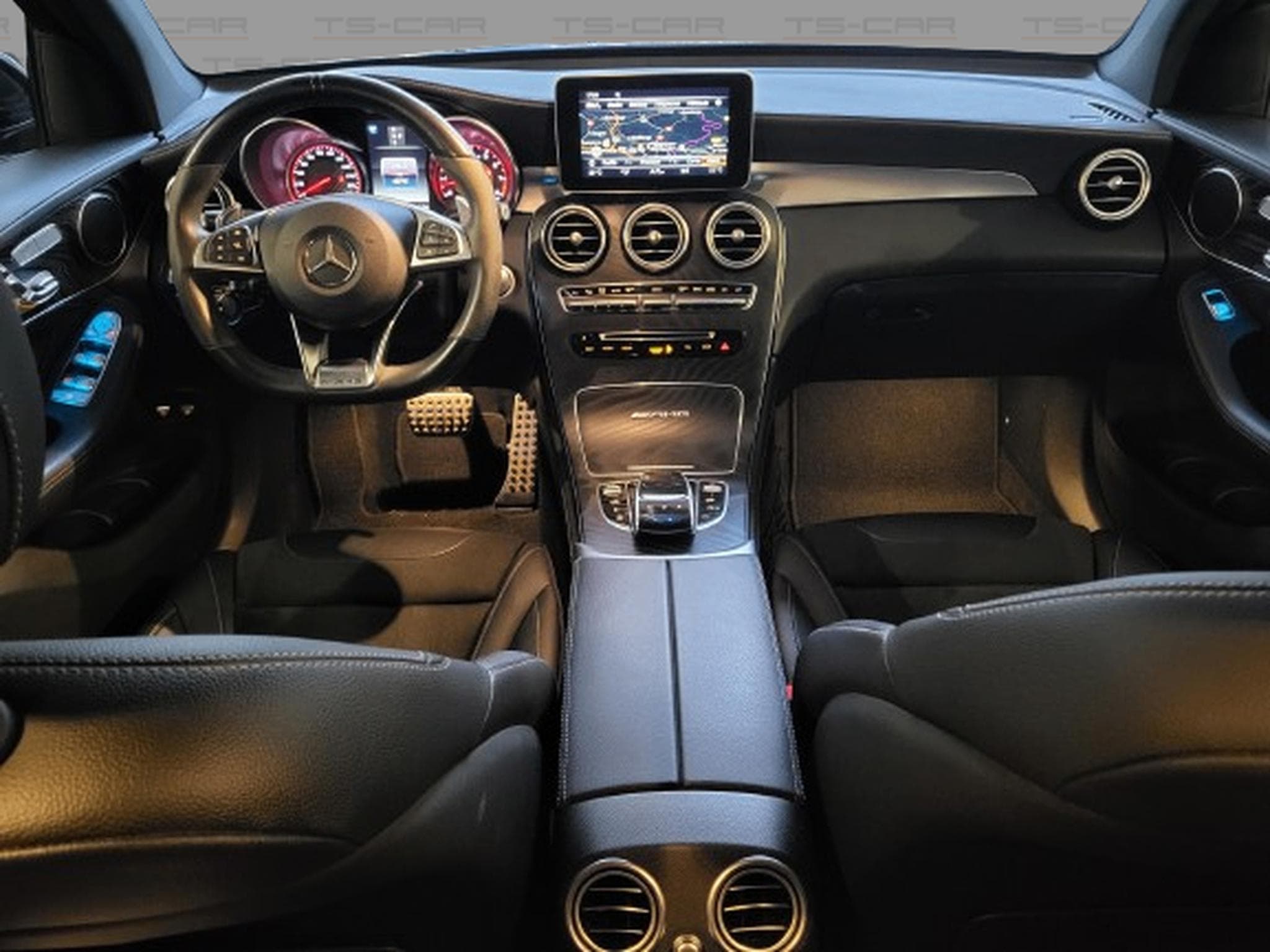 Mercedes GLC 63 AMG Coupé AMG 63 S 4 Matic 510 cv (2018) - Photo 7