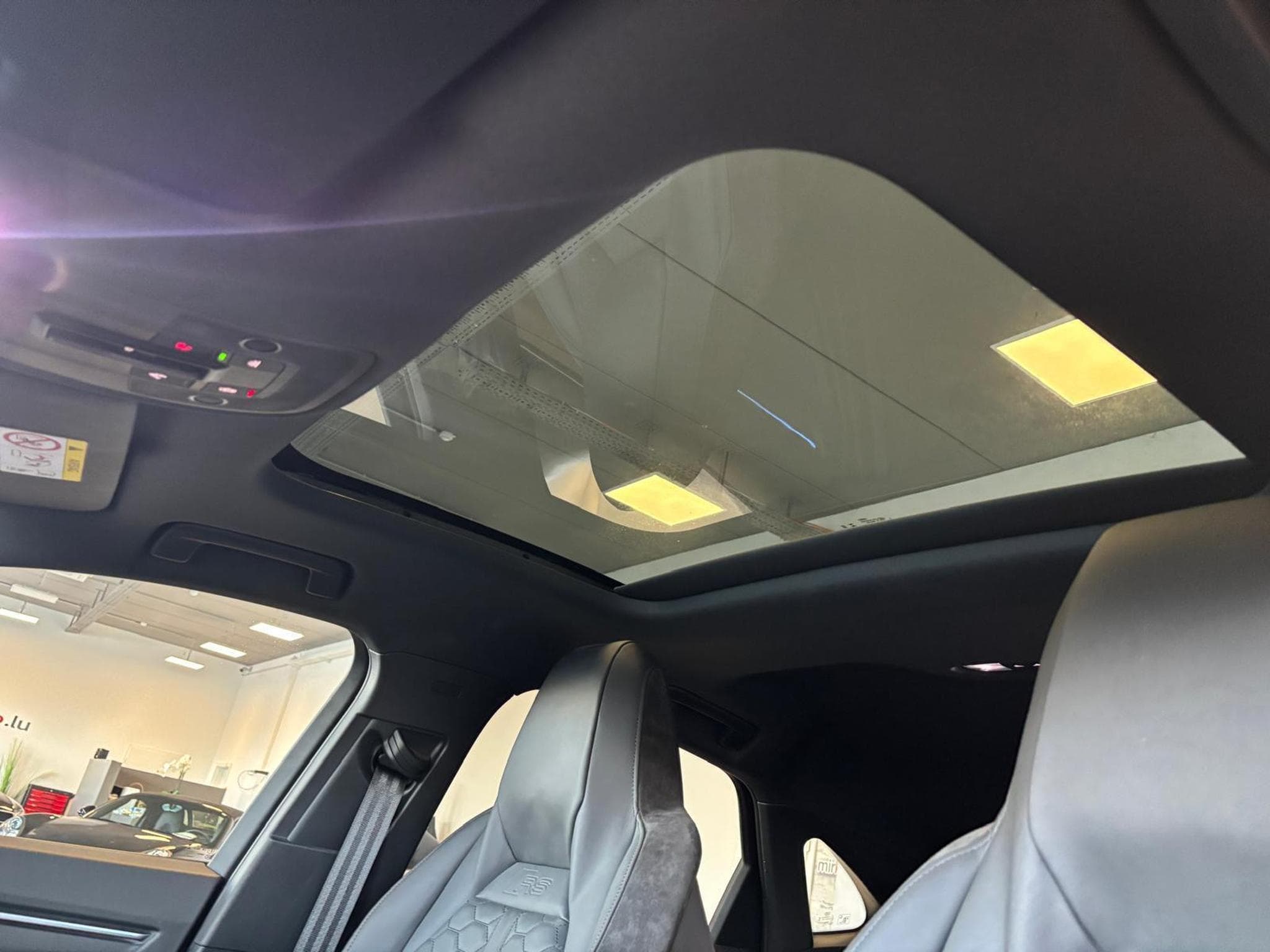 Audi RSQ3 Sportback (2022) - Foto 17