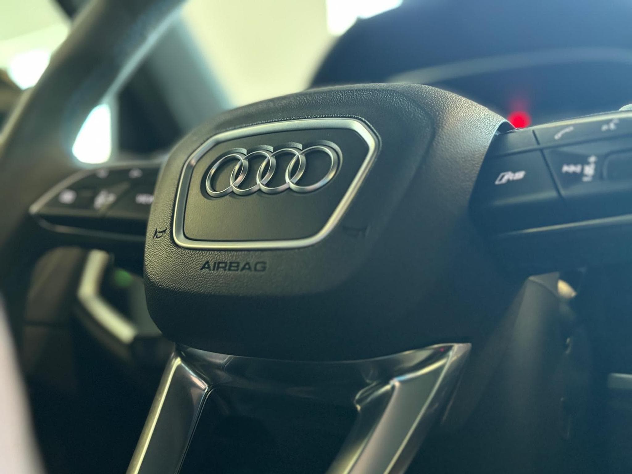 Audi RSQ3 Sportback (2022) - Foto 10