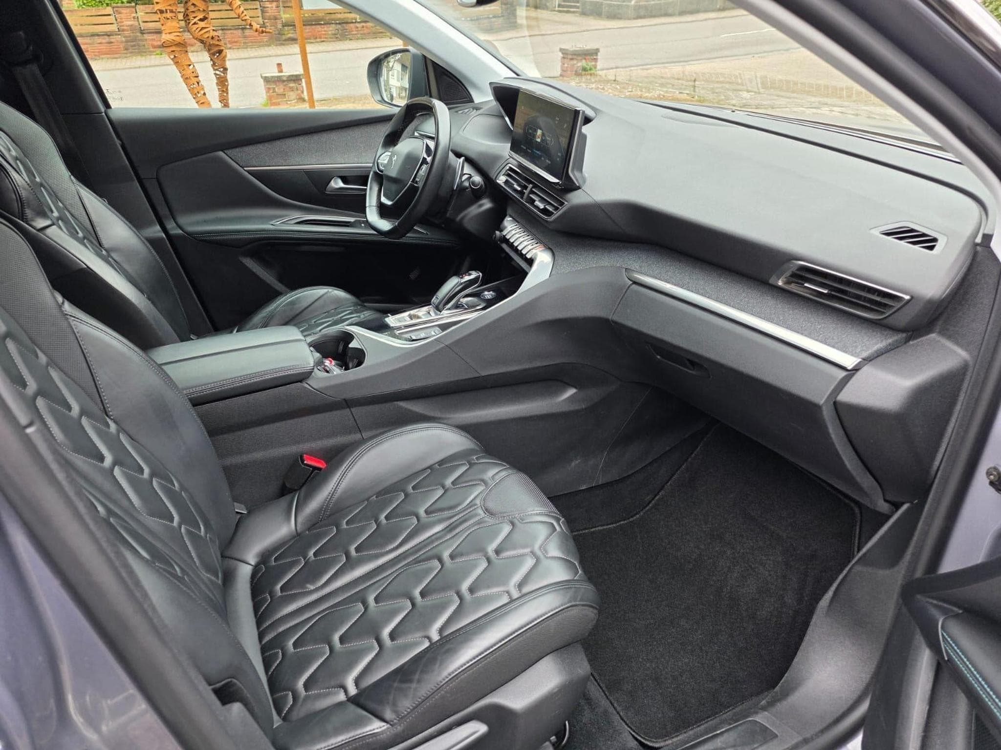 Peugeot 3008 1.5 D Automatique (2022) - Photo 6