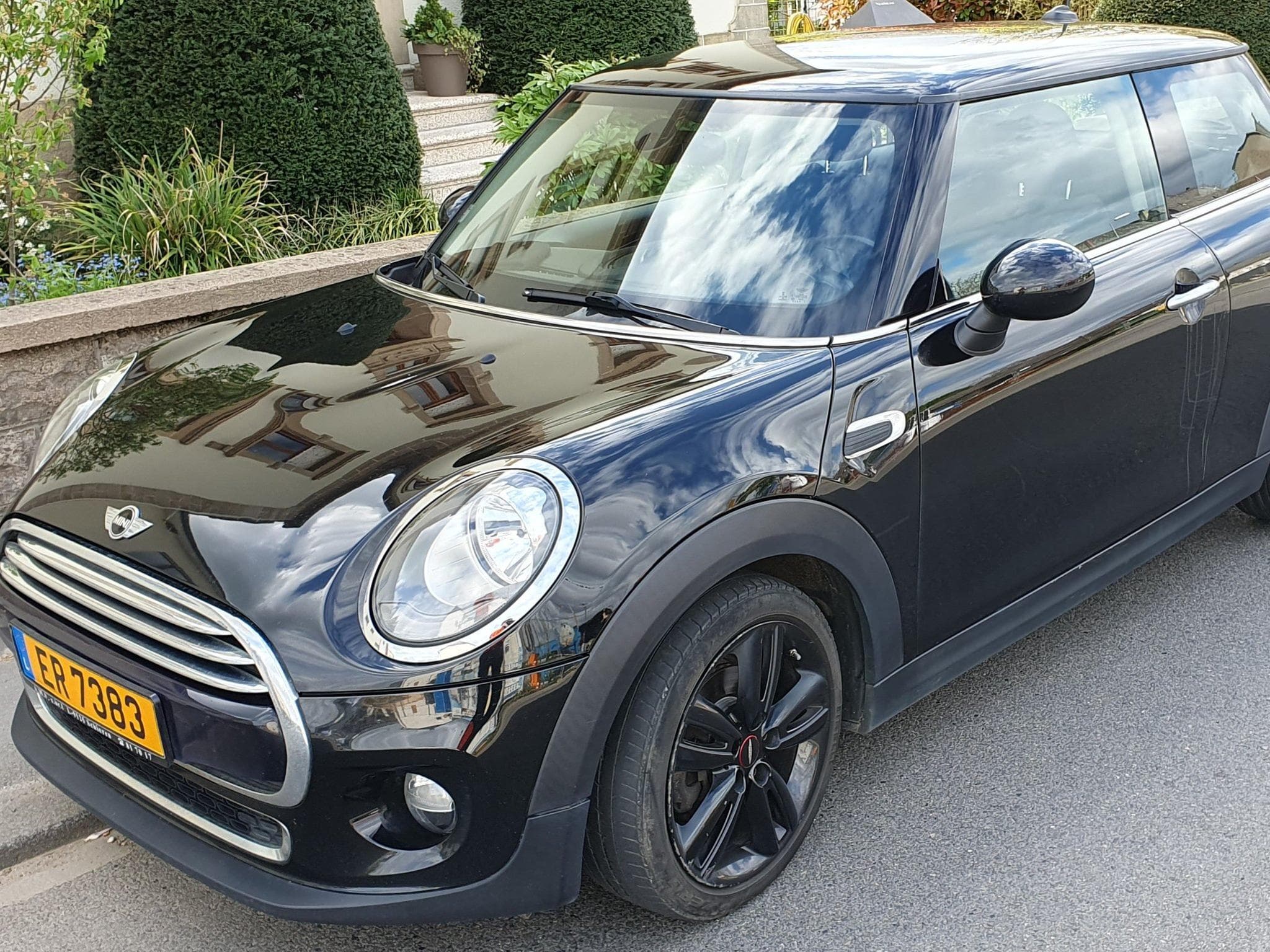 Mini Cooper D (2014) - Photo 1