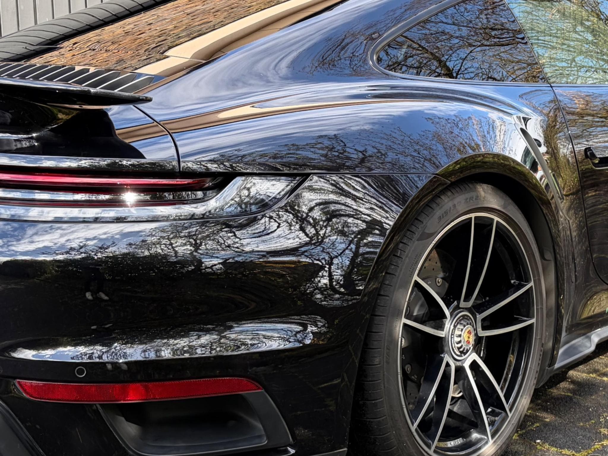 Porsche 911 Turbo S (2012) - Photo 3