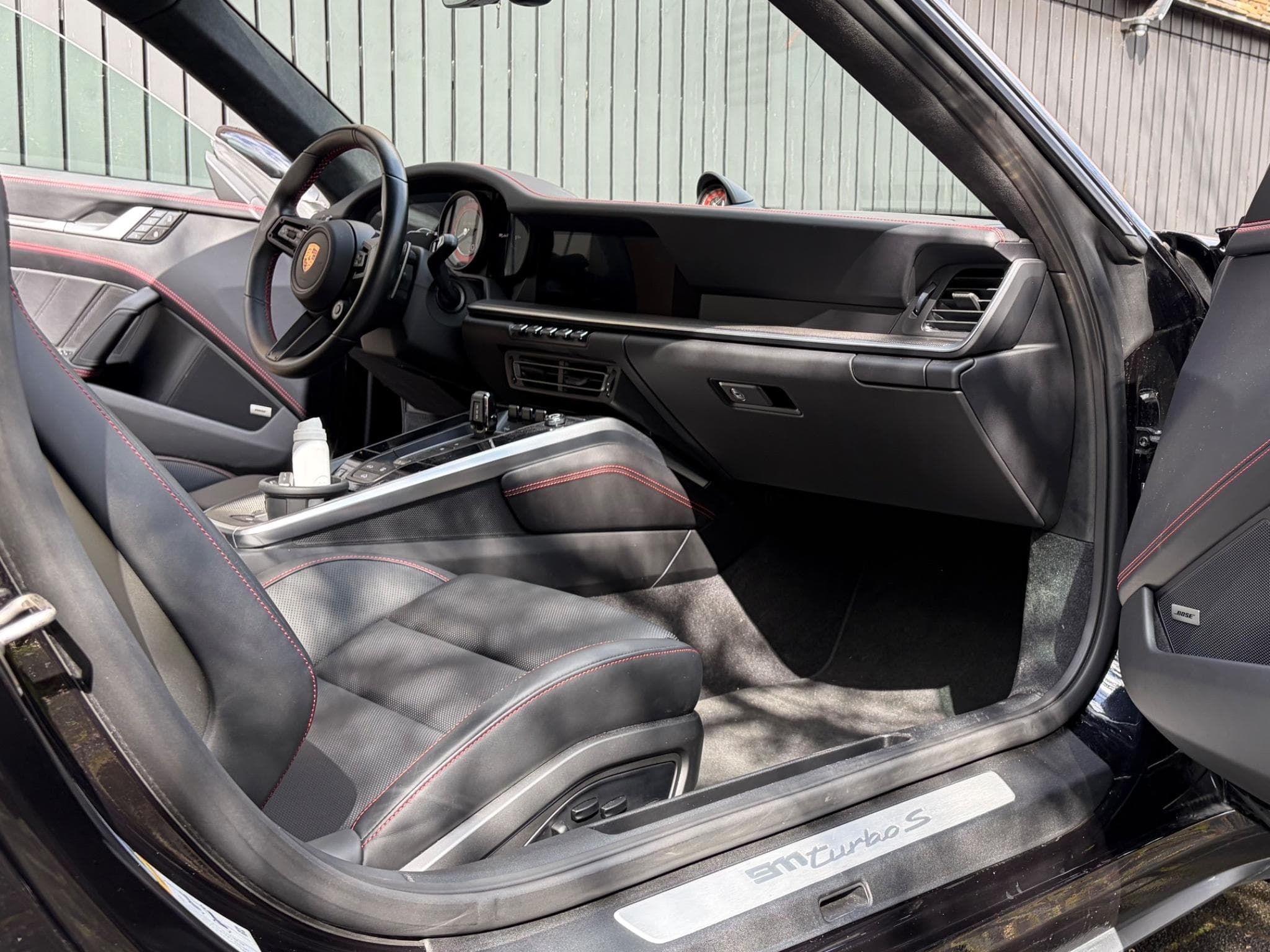 Porsche 911 Turbo S (2012) - Photo 11