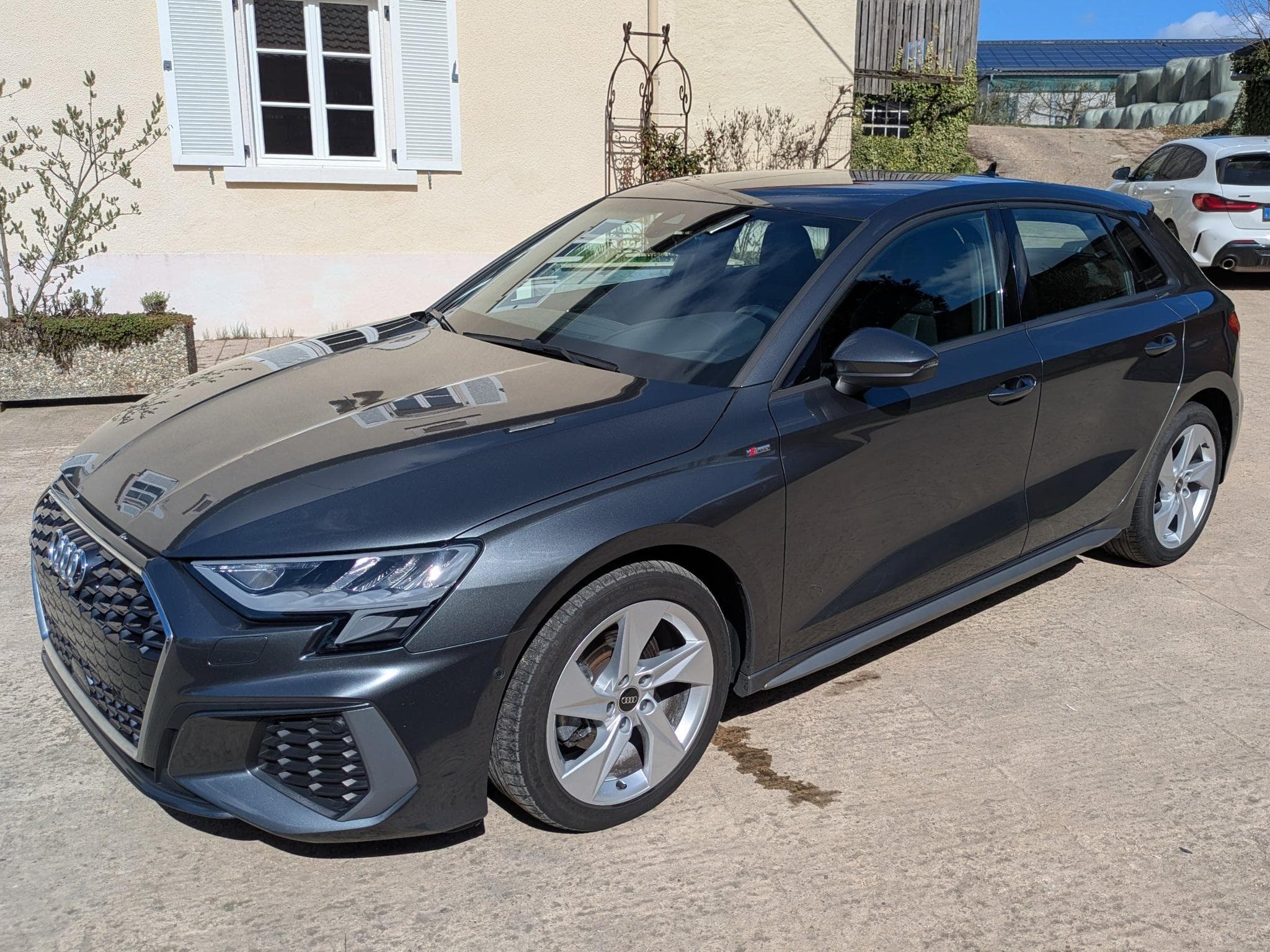 Audi A3 Sportback 35 TDI S-Line (2023) - Photo 1