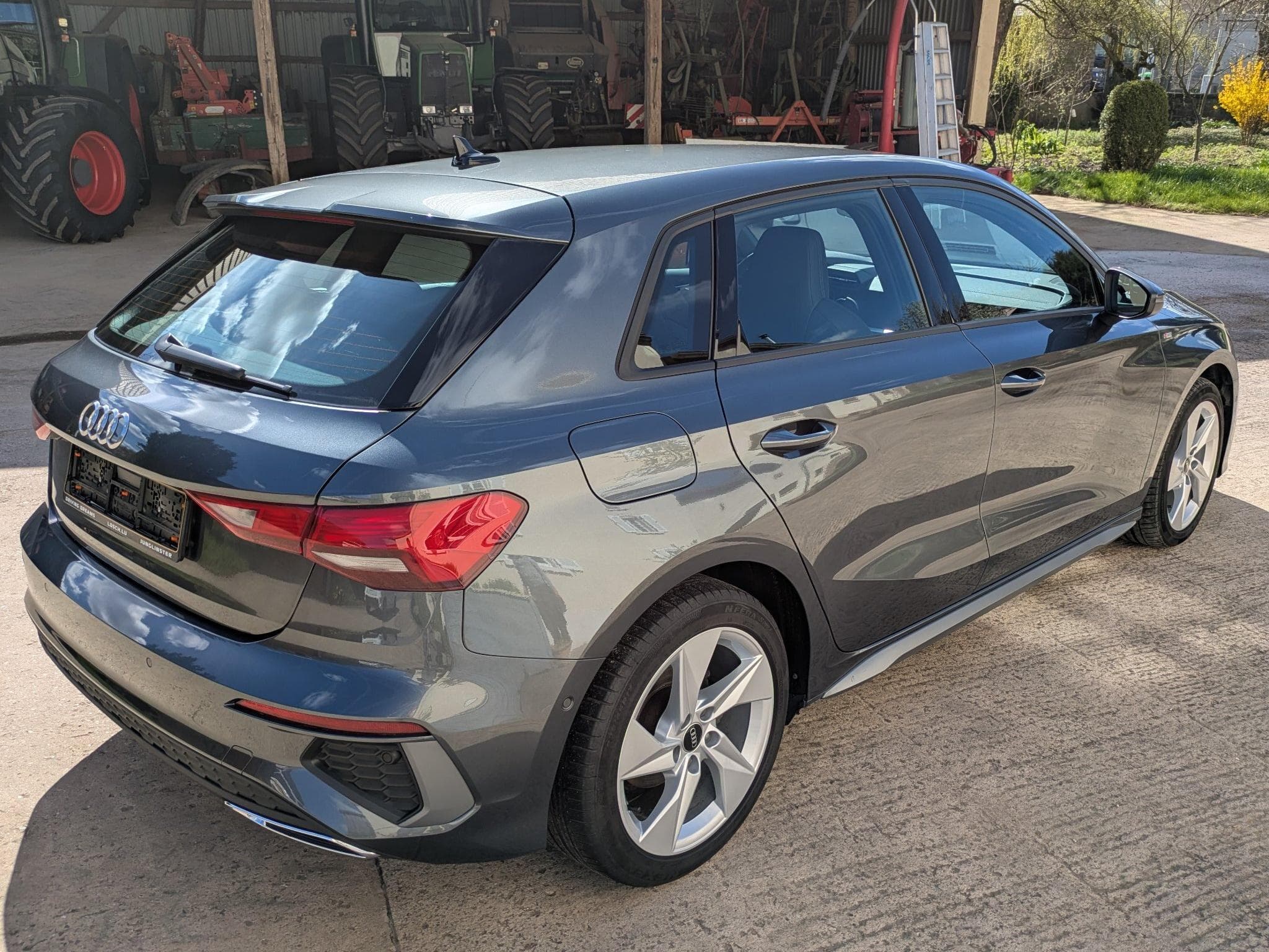 Audi A3 Sportback 35 TDI S-Line (2023) - Photo 5