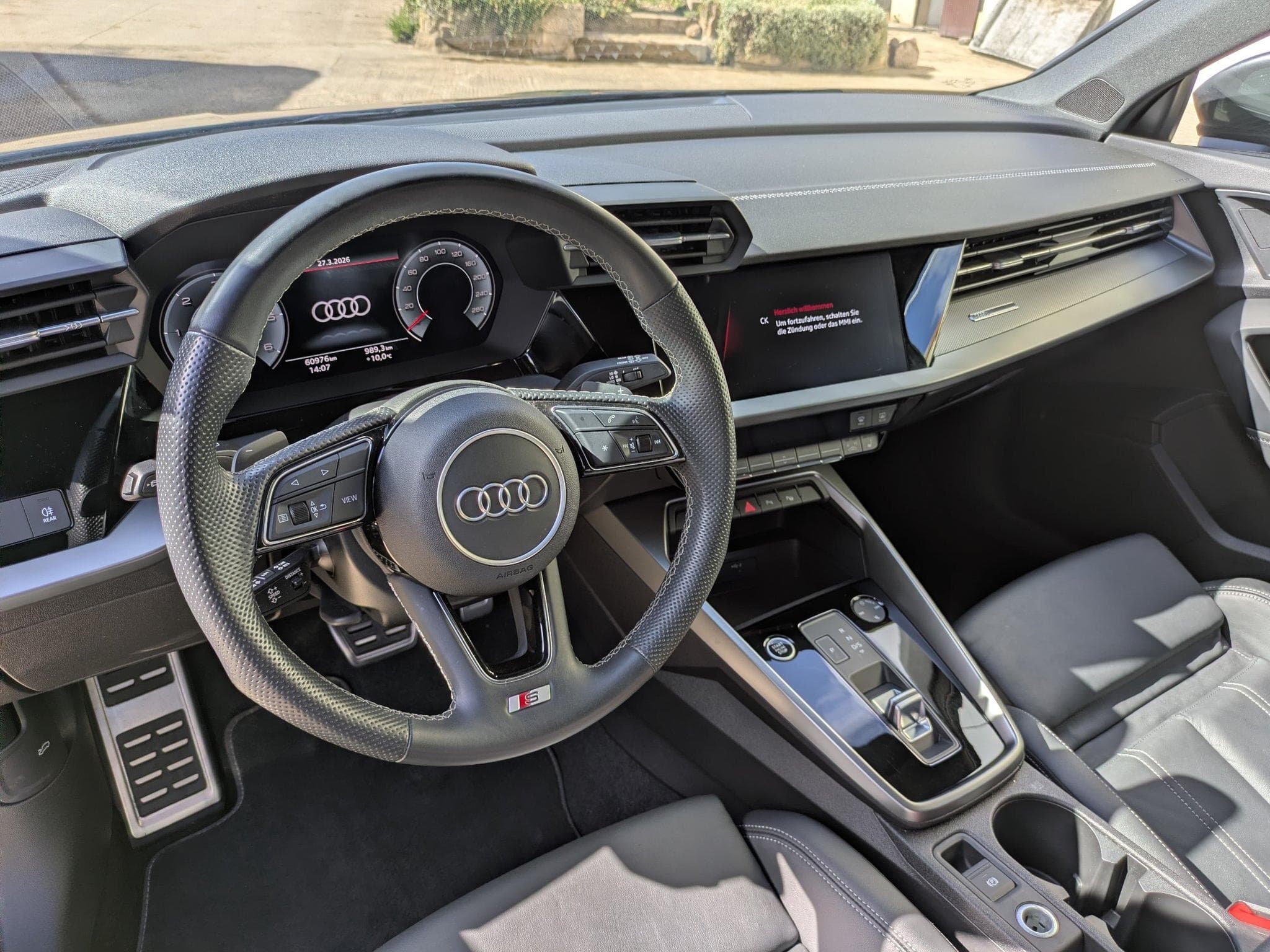 Audi A3 Sportback 35 TDI S-Line (2023) - Photo 7