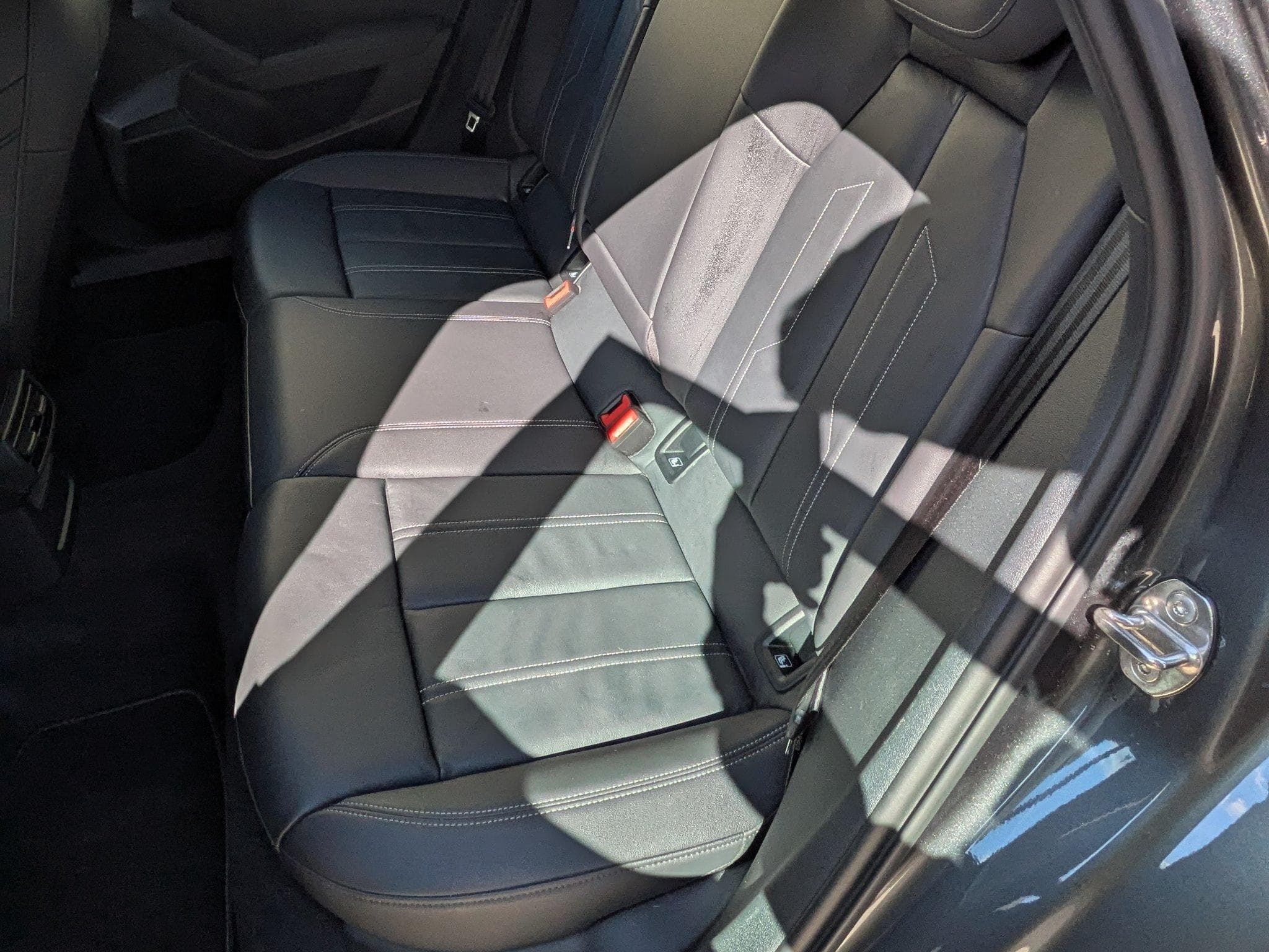 Audi A3 Sportback 35 TDI S-Line (2023) - Photo 10