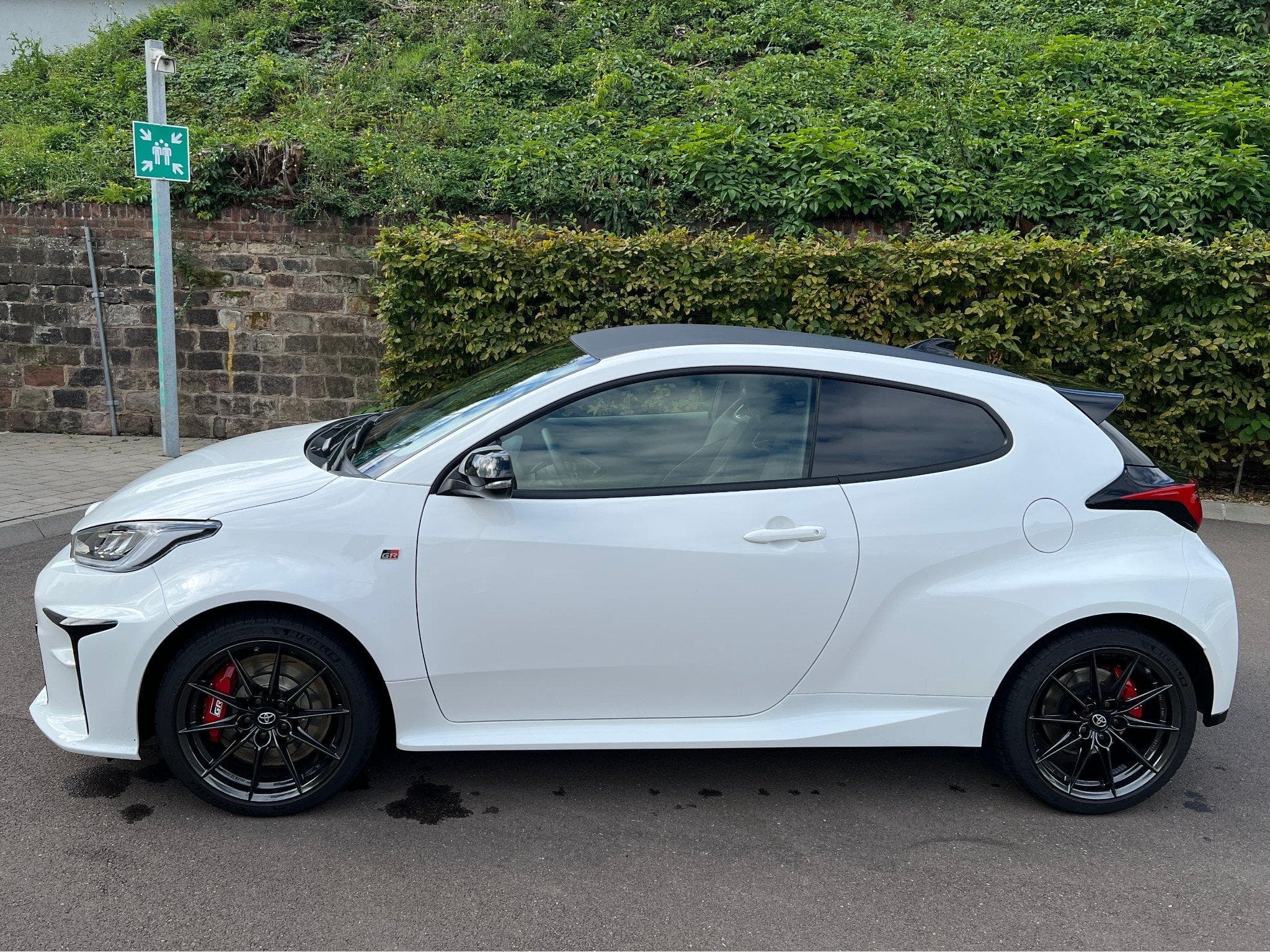 Toyota Yaris GR GR Yaris HPP + Miltek (2024) - Foto 4