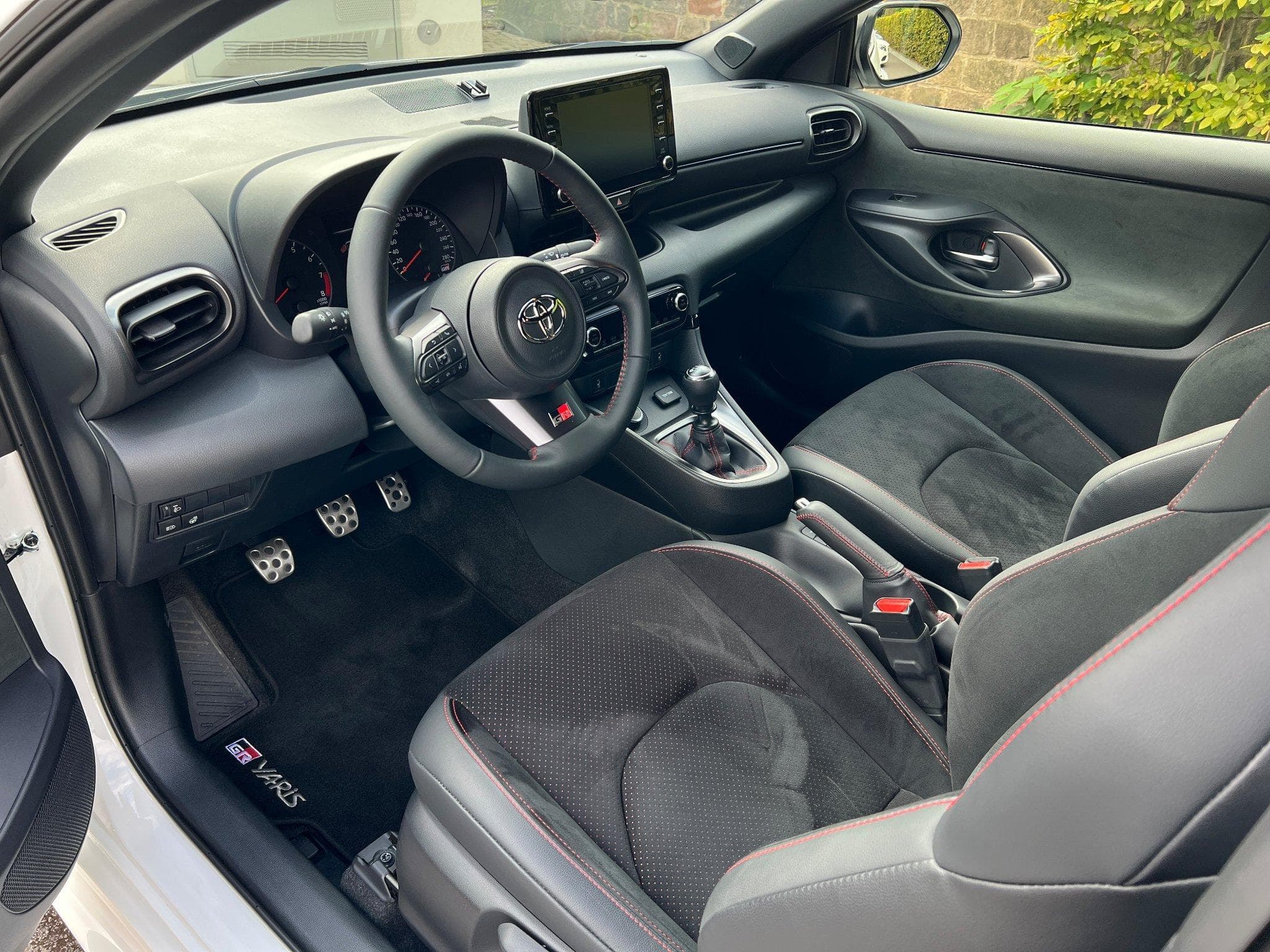 Toyota Yaris GR GR Yaris HPP + Miltek (2024) - Foto 5