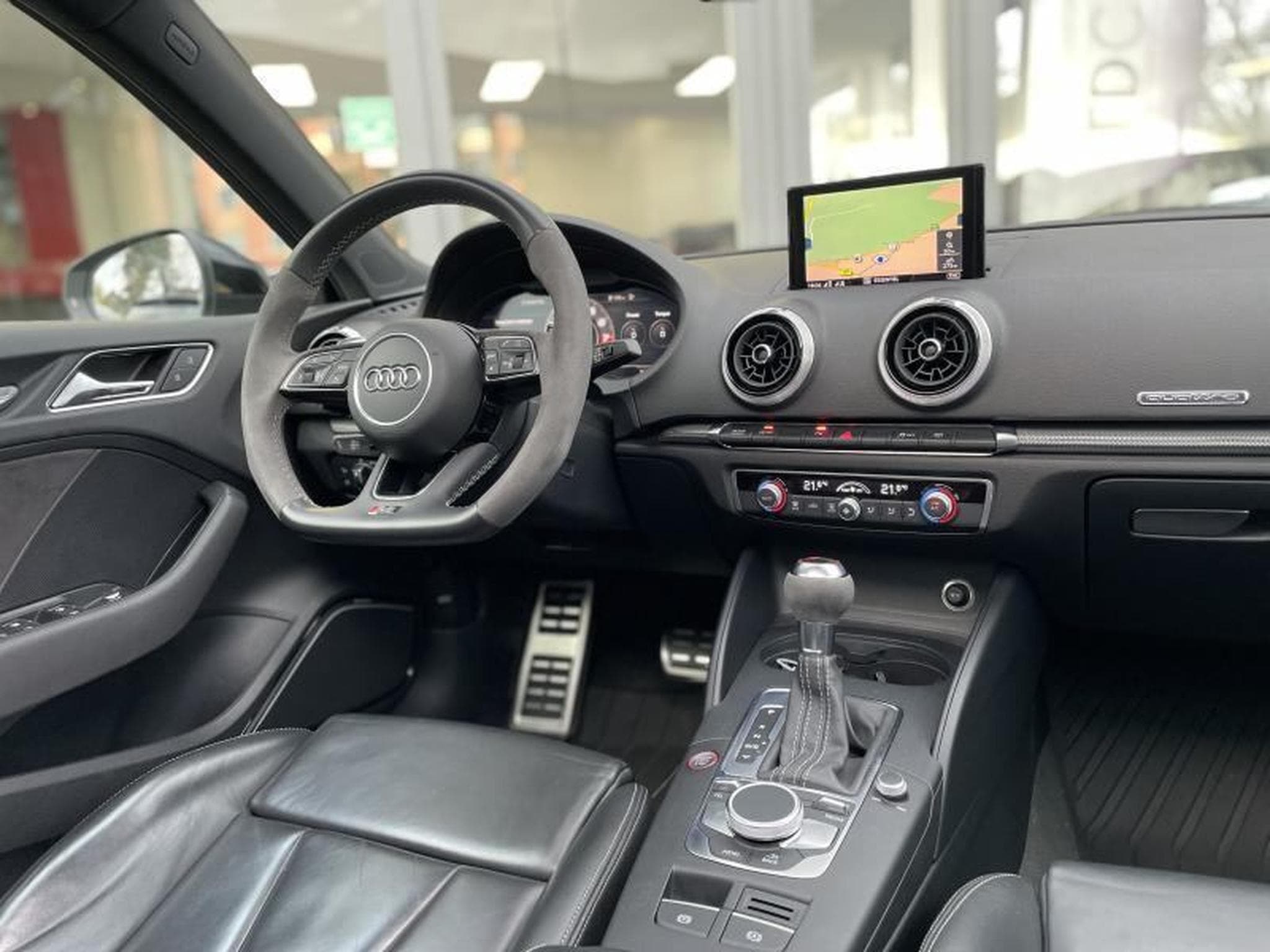Audi RS3 Sportback 2.5 TFSI Quattro S-Tronic (2020) - Foto 13