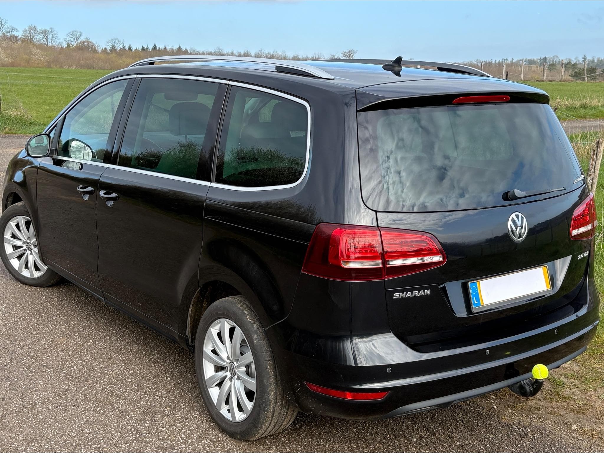 VW Sharan 2,0 TDI, 184 PS, HIGHLINE !!, AHK (2016) - Photo 2