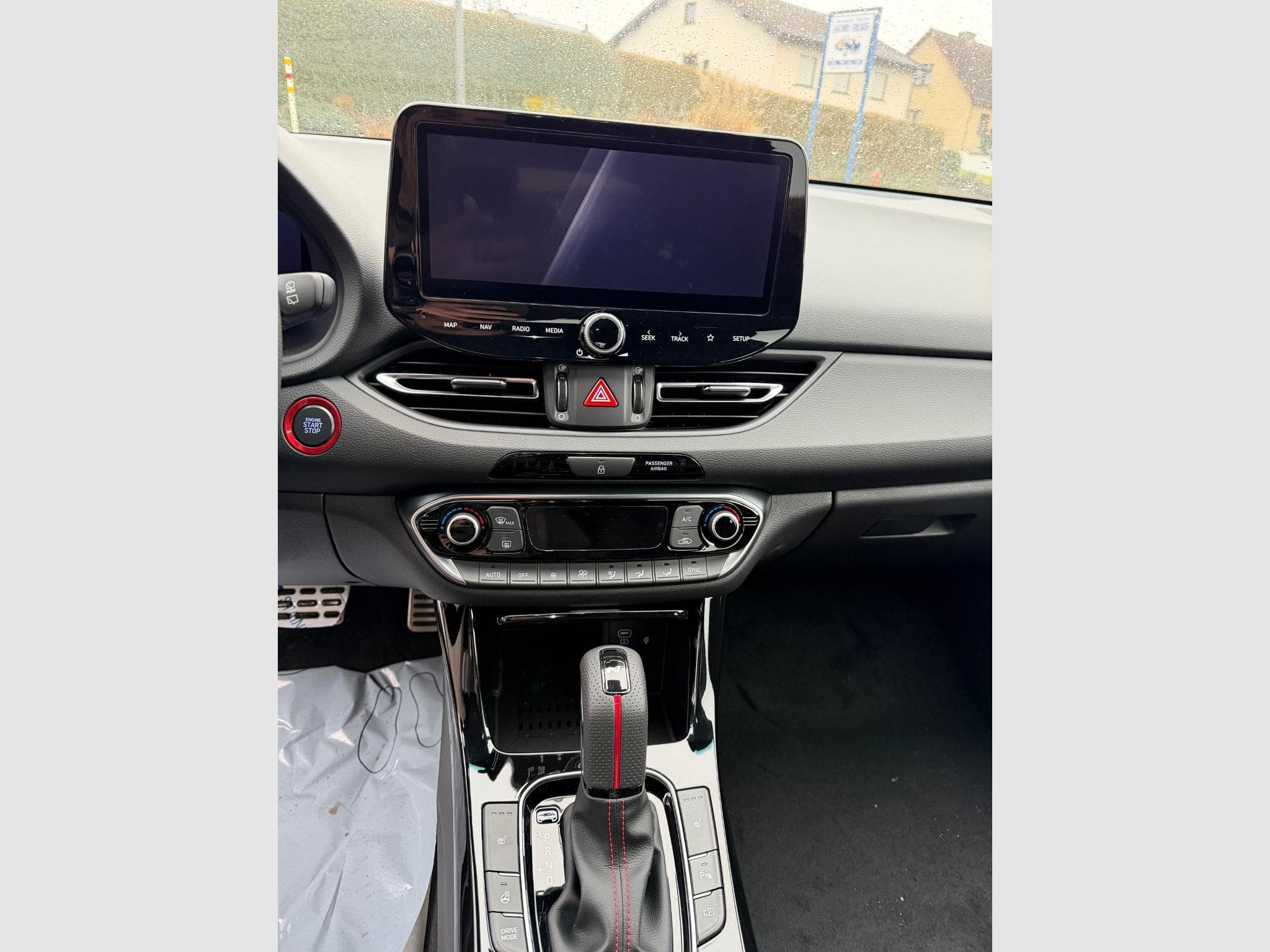 Hyundai i30 N-Line 1.5 T-GDI mHEV DCT (2025) - Photo 14