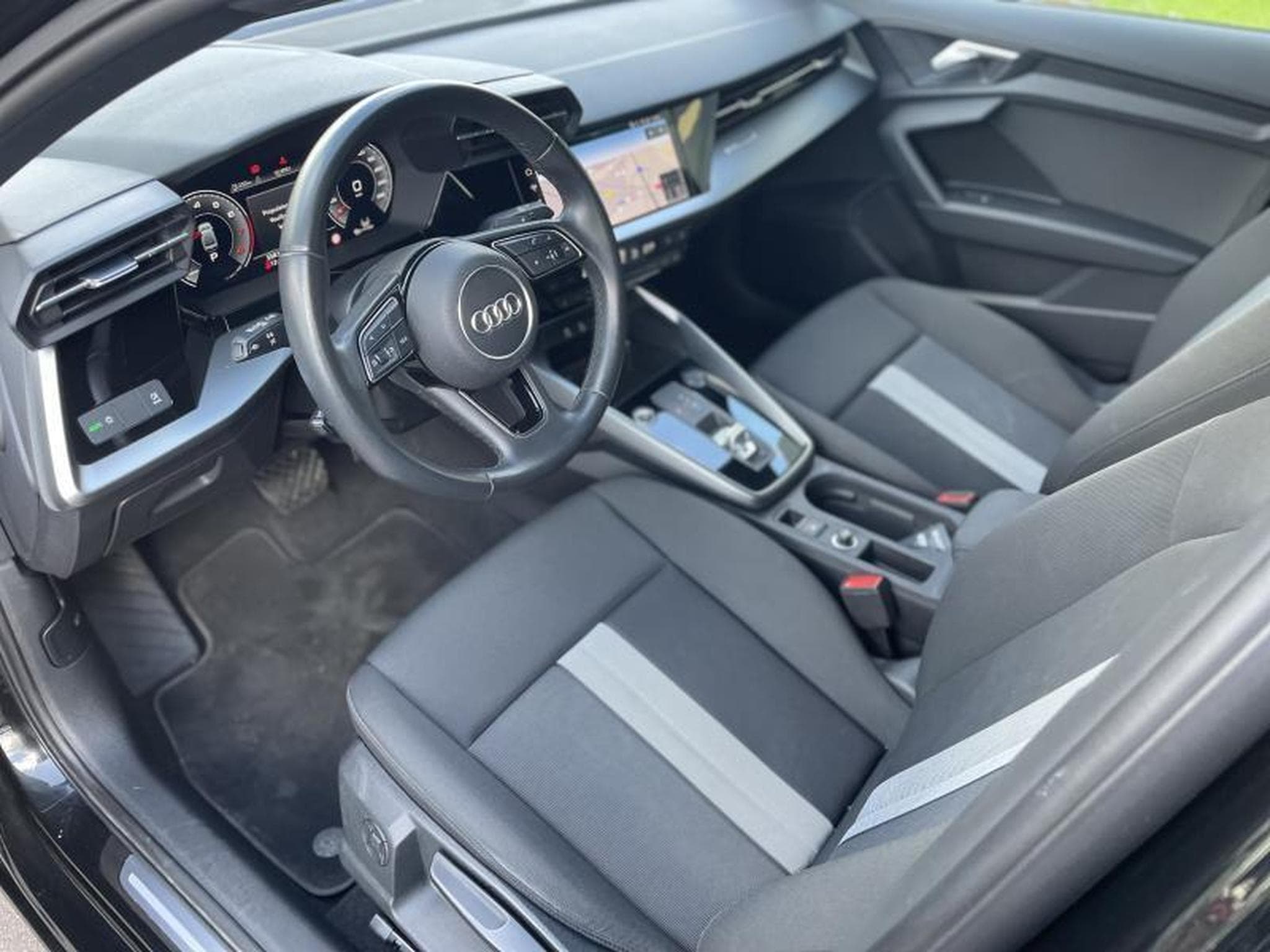 Audi A3 Limousine 30 TFSI S-Tronic (2022) - Foto 6