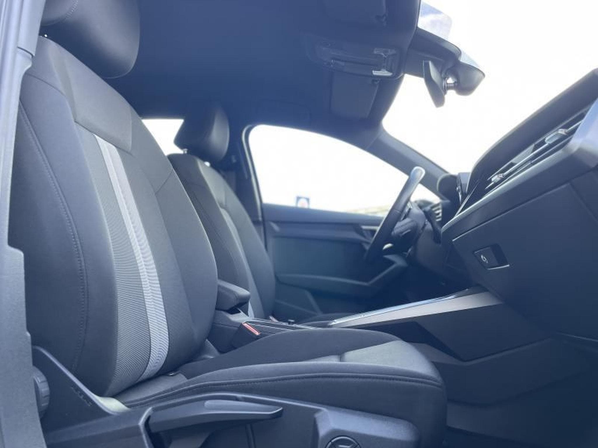 Audi A3 Limousine 30 TFSI S-Tronic (2022) - Foto 4