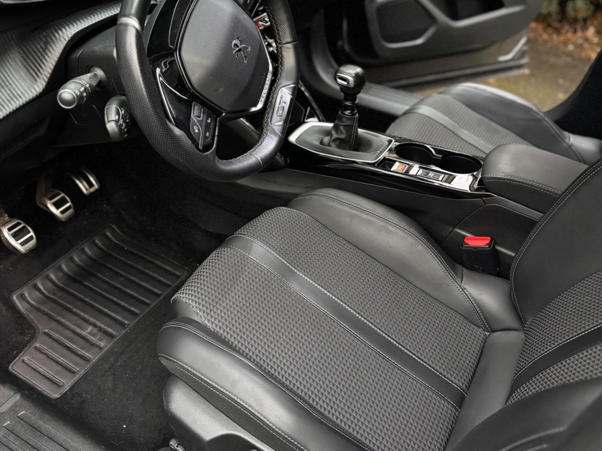 Peugeot 2008 GT Line (2021) - Foto 5