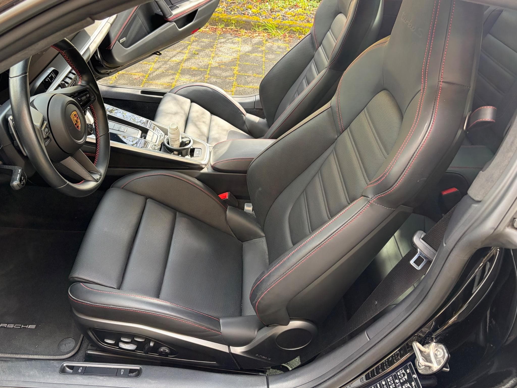 Porsche 911 Turbo S (2021) - Foto 14