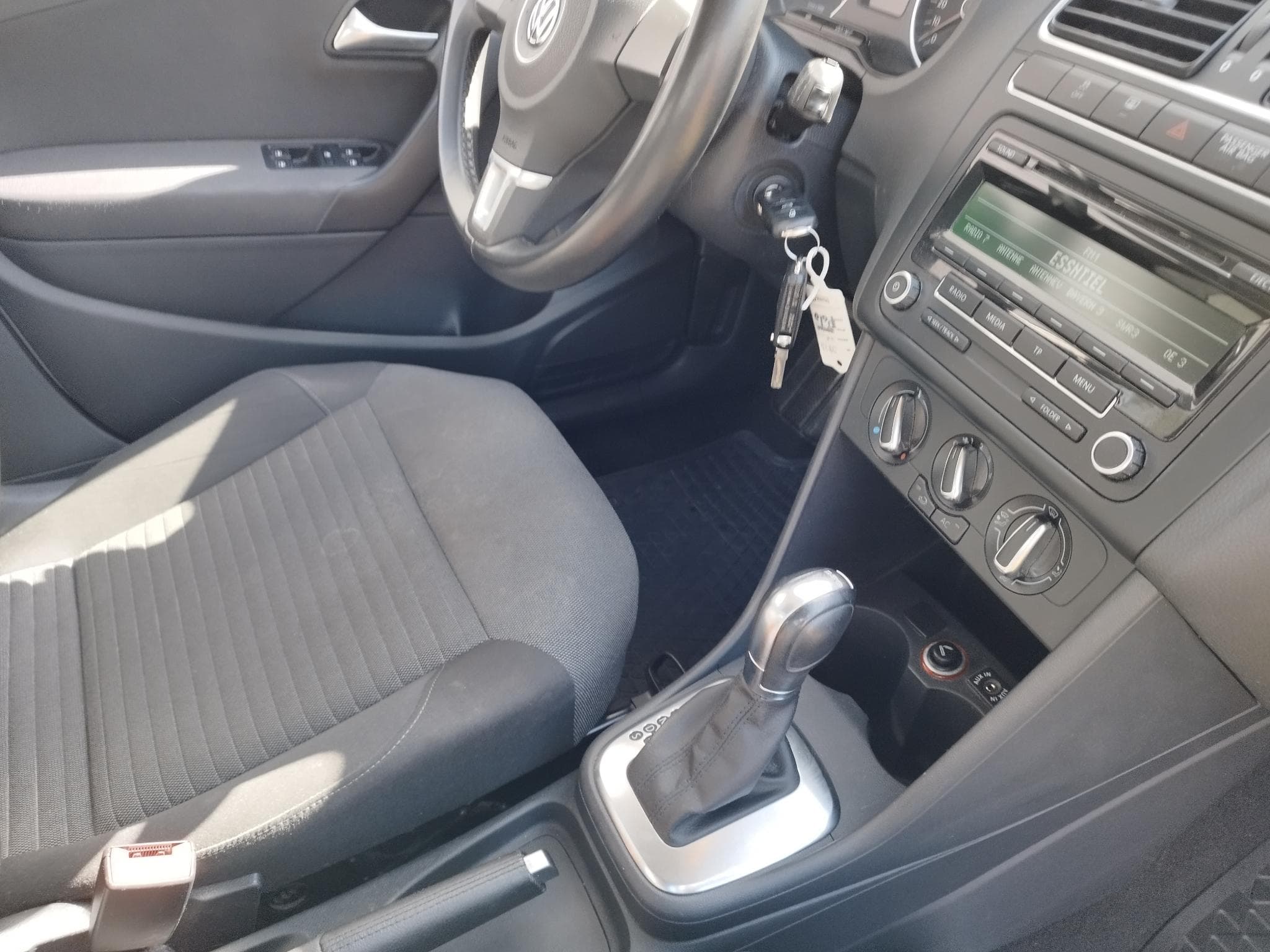 VW Polo 1.2 tsi 90 DSG7 LIFE (2012) - Foto 10