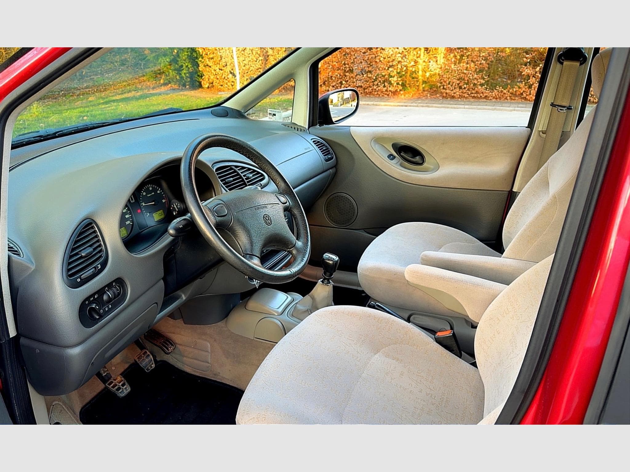 VW Sharan 1.9 tdii Carat (1997) - Photo 7