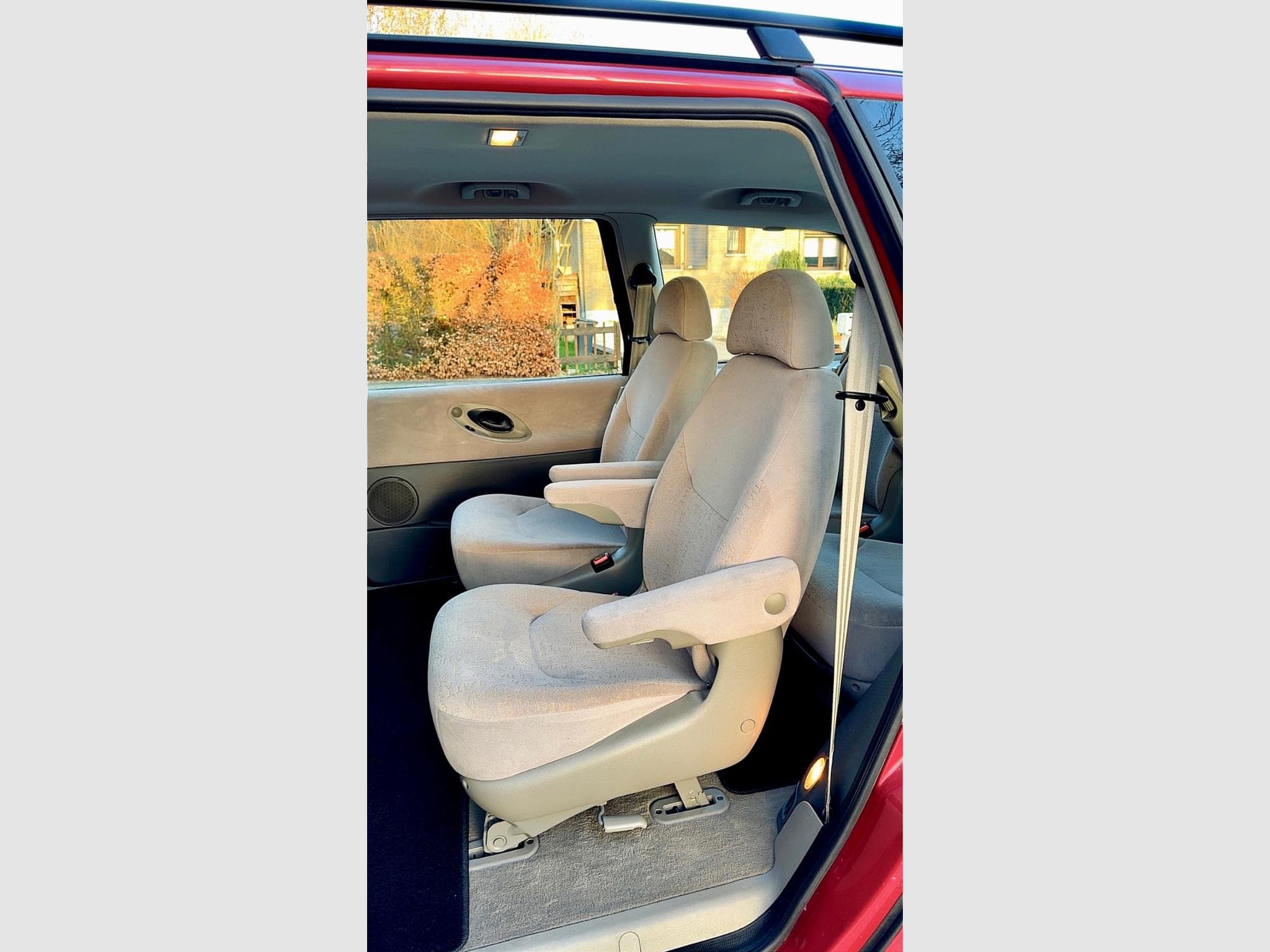 VW Sharan 1.9 tdii Carat (1997) - Photo 9