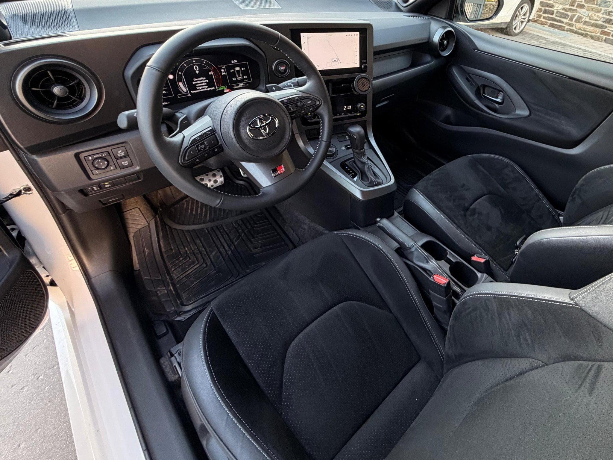 Toyota Yaris GR GR (2024) - Foto 4