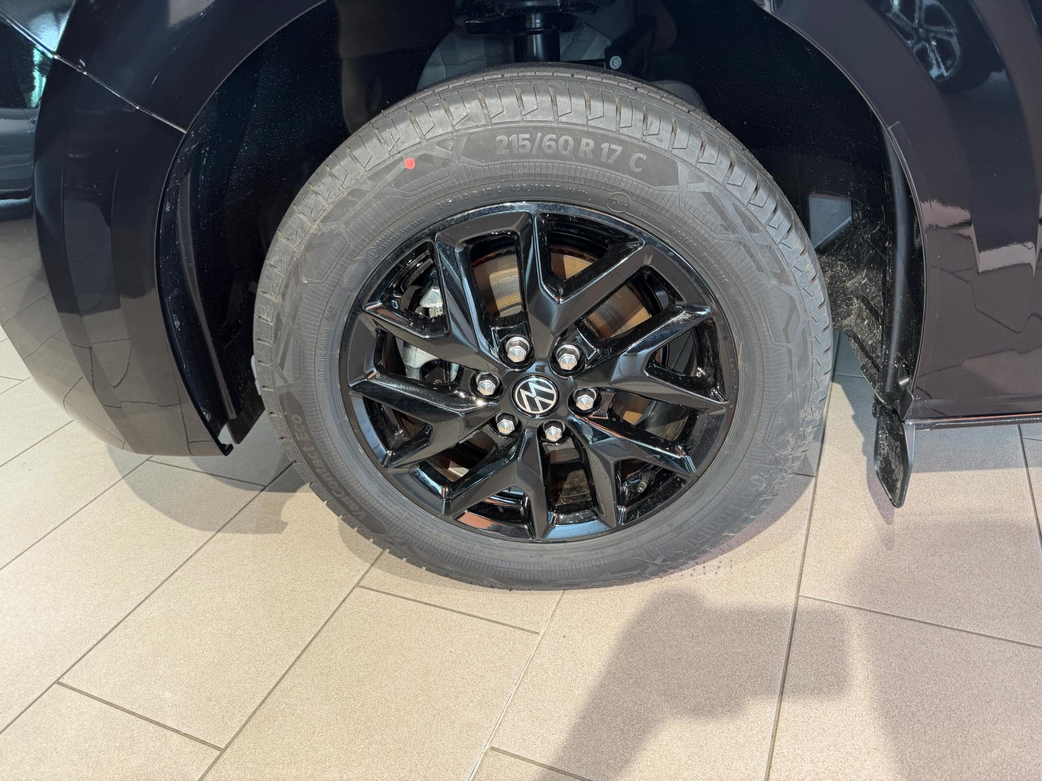 VW Caravelle 2.0 TDI 150 Style (2026) - Photo 3