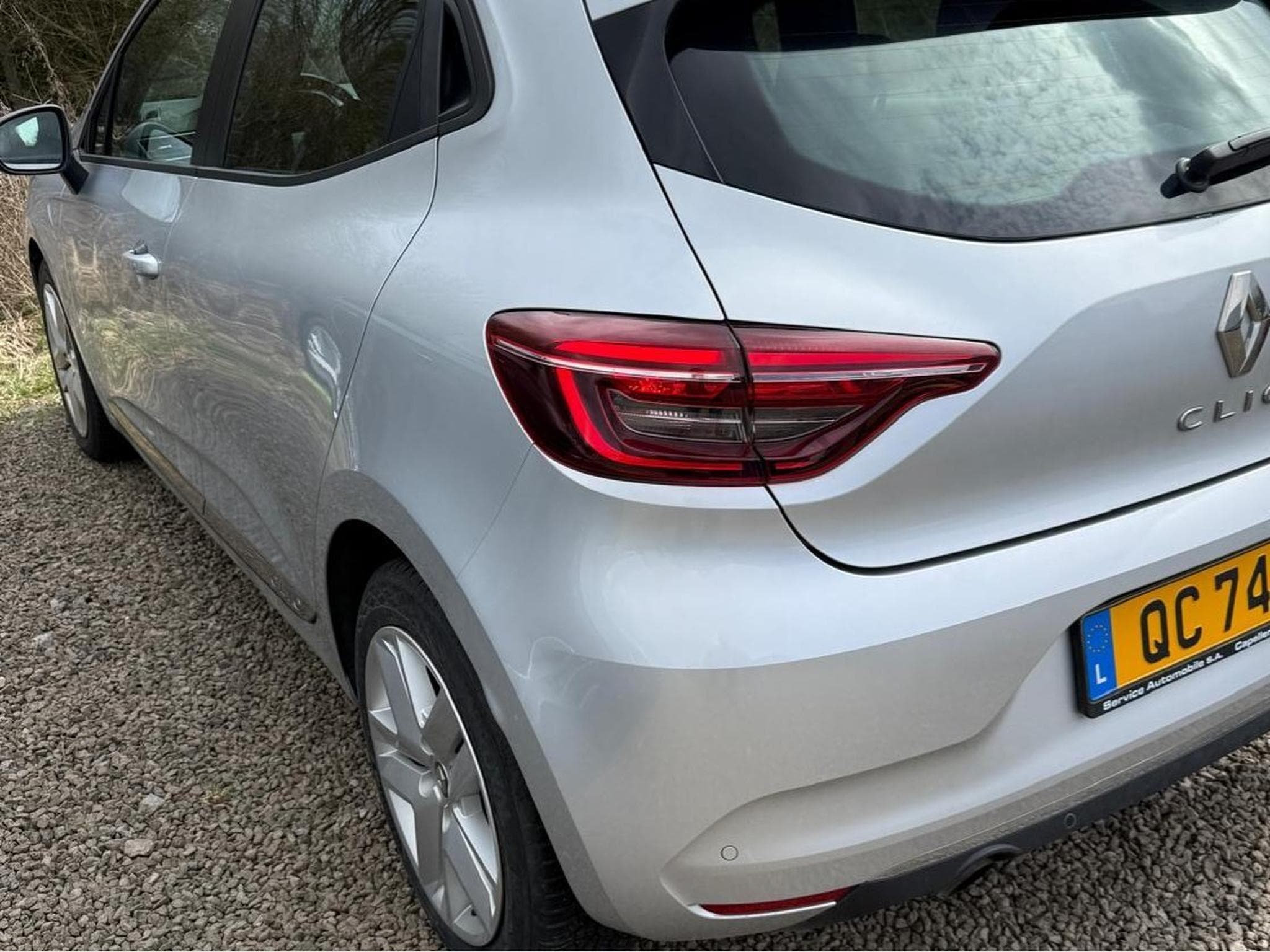 Renault Clio (2020) - Photo 8