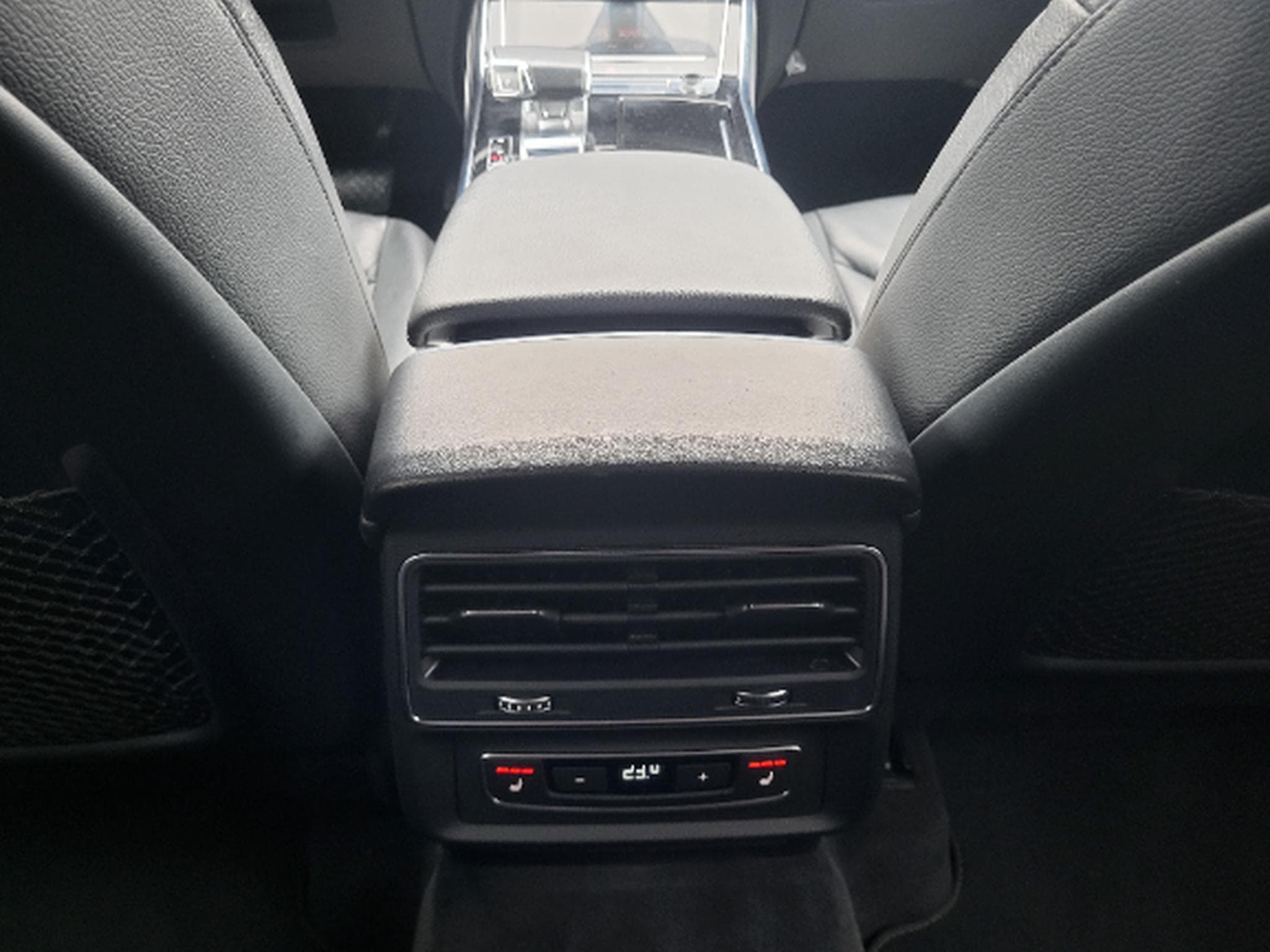 Audi Q7 55 TFSI e S line Quattro Tiptronic (2021) - Photo 10