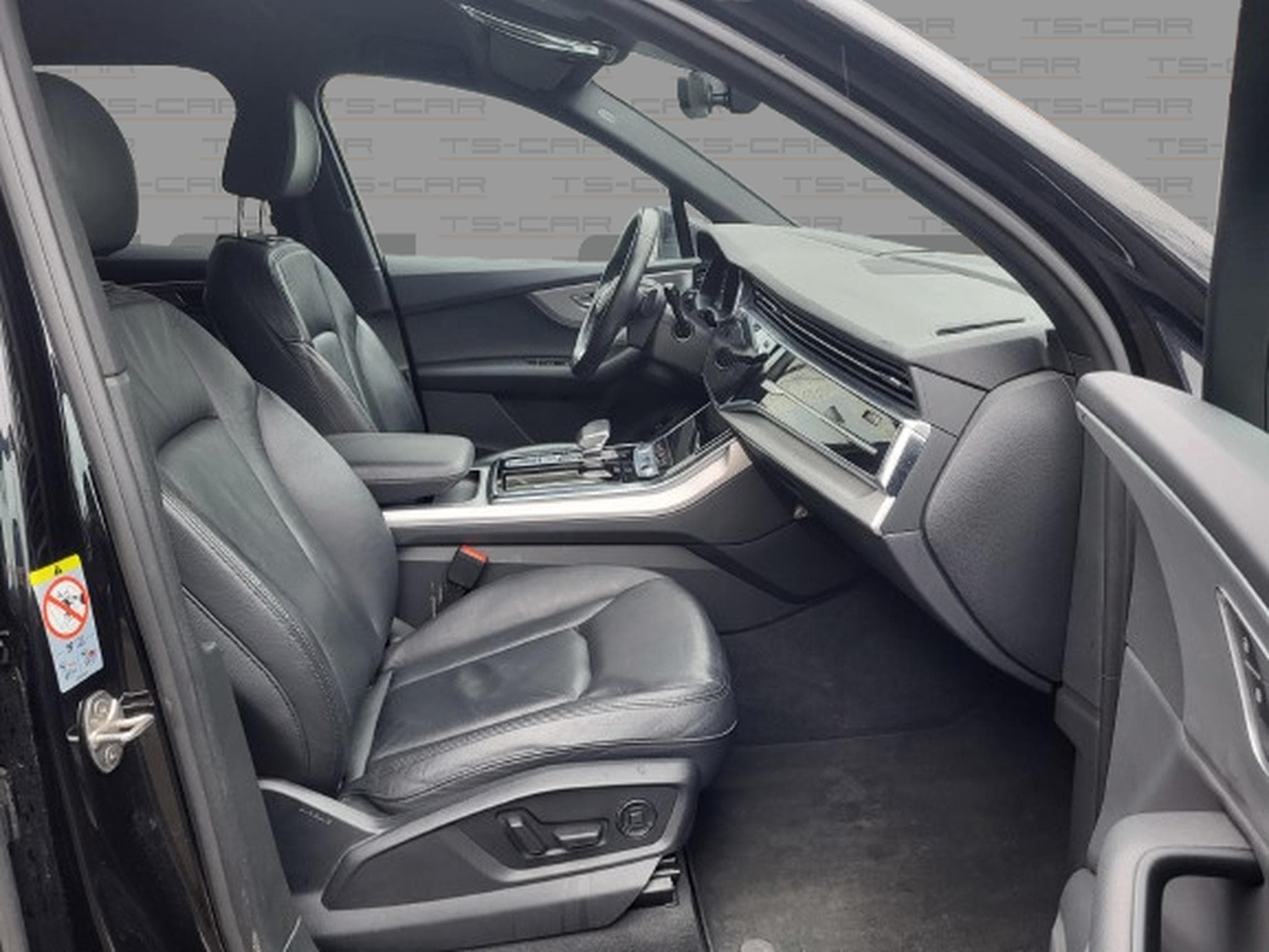 Audi Q7 55 TFSI e S line Quattro Tiptronic (2021) - Photo 11