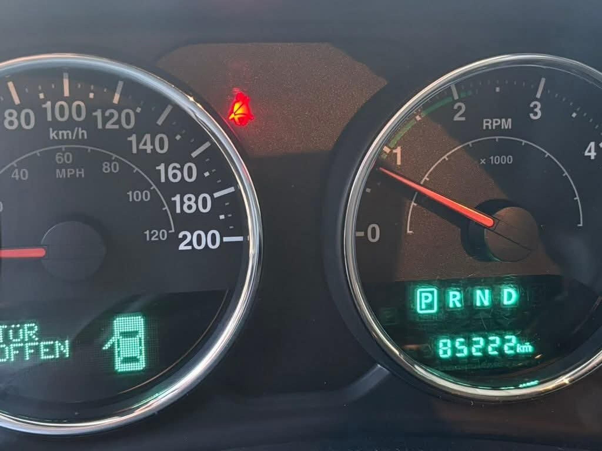 Jeep Wrangler Sahara (2017) - Foto 4