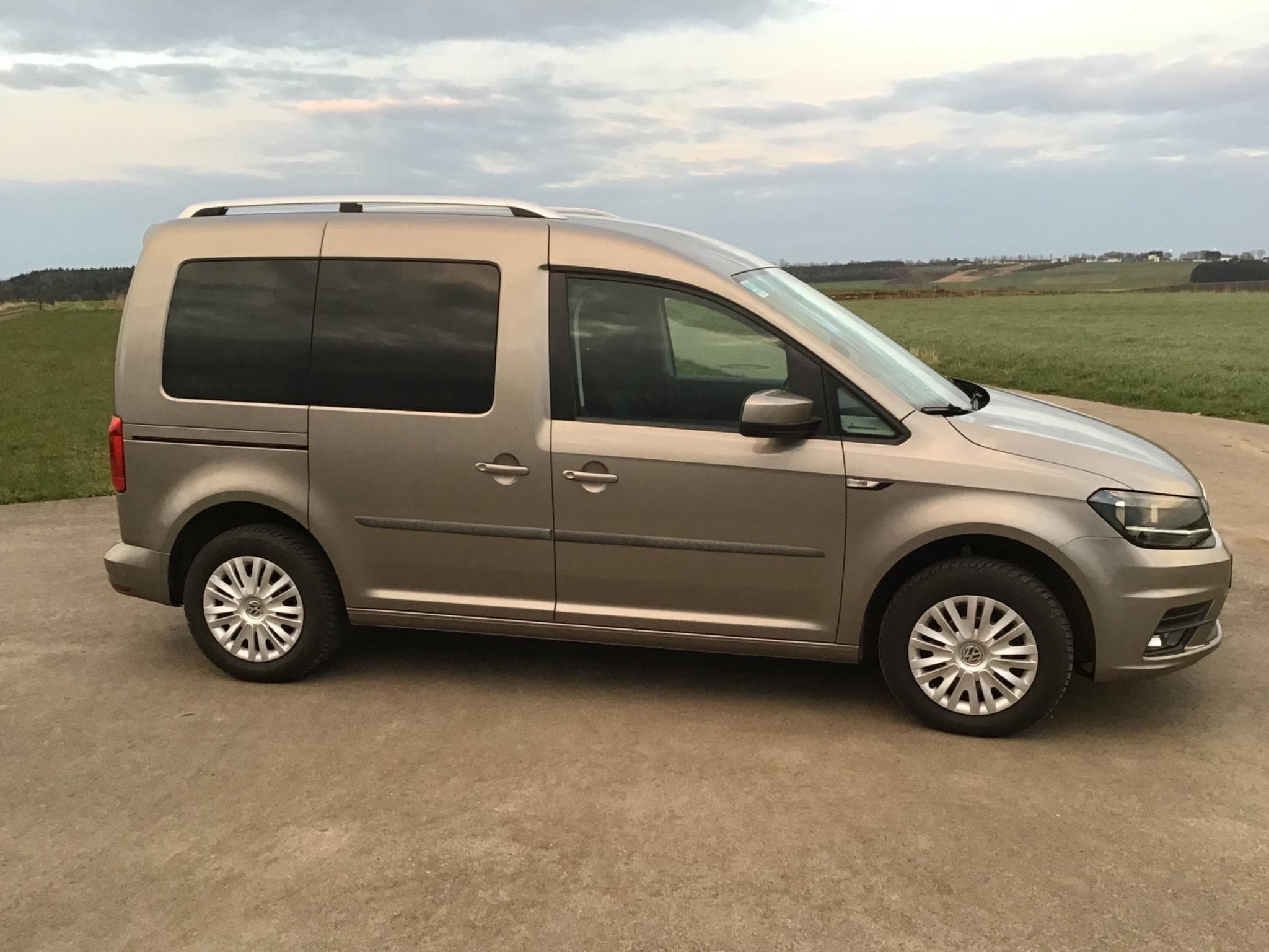 VW Caddy Trendline 2.0TDI 102 PS (2017) - Photo 3
