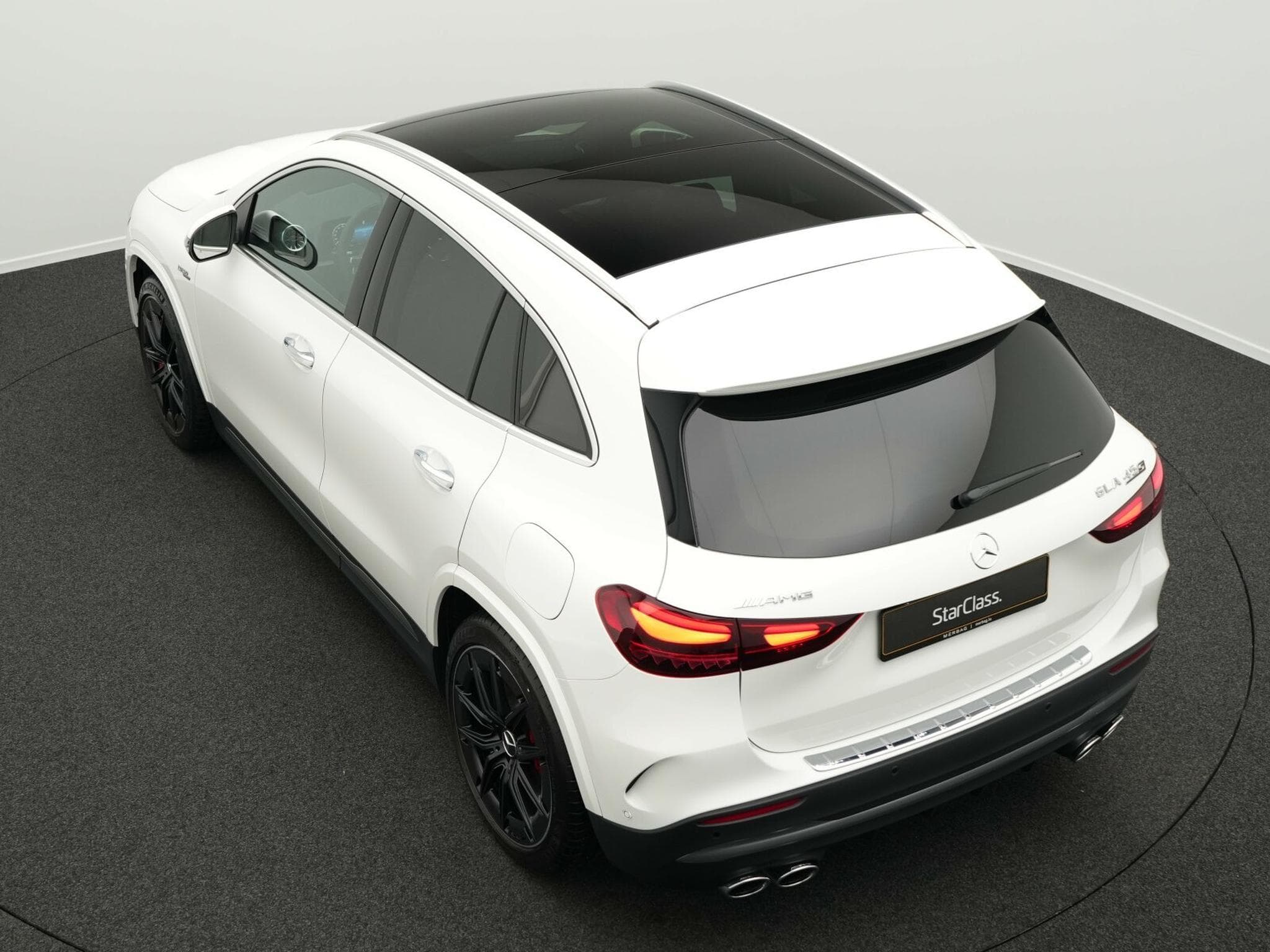 Mercedes GLA 45 AMG S 4MATIC Multi+Pano+360°+Burm+20" (2025) - Foto 13