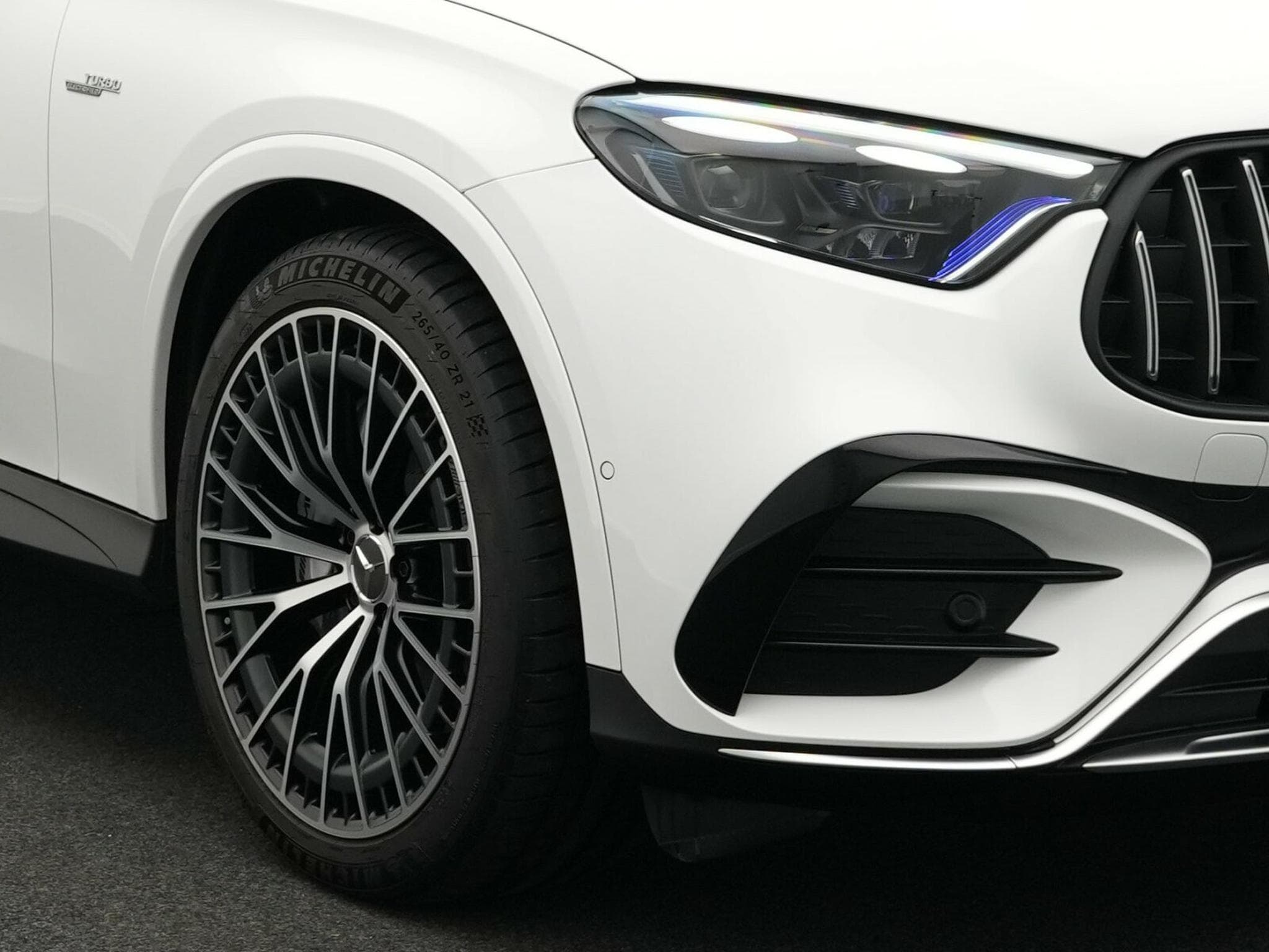 Mercedes GLC 43 AMG 4MATIC Digital+Pano+AHK+Burm (2025) - Foto 9