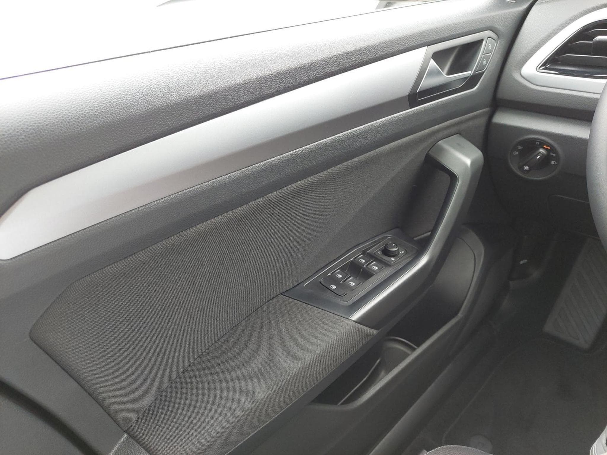 VW T-Roc Life (2025) - Foto 13