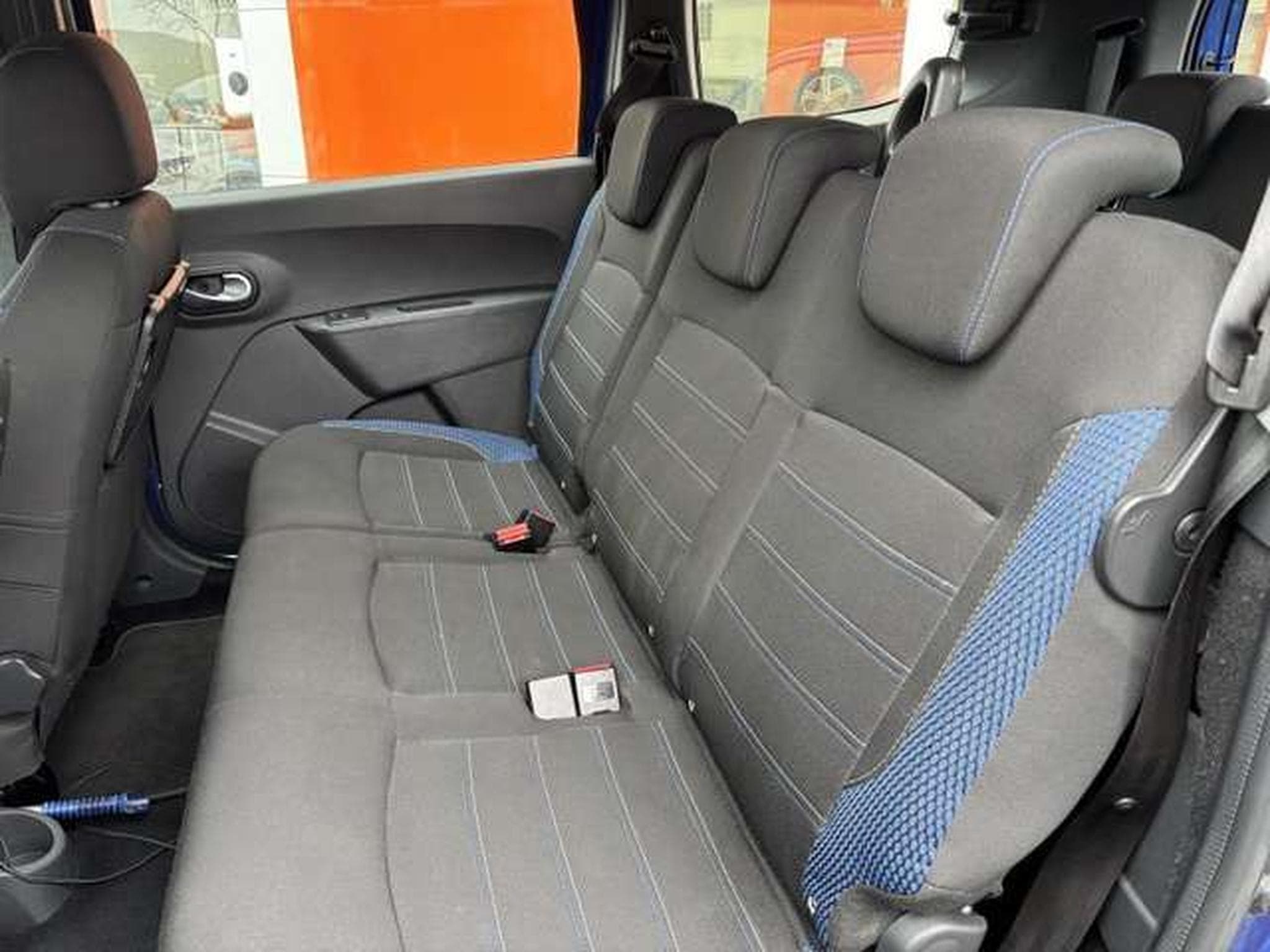 Dacia Lodgy 1.5 DCI-115PS-7 PLACES-JUSQU'A 48 MOIS GARANTIE (2020) - Foto 13