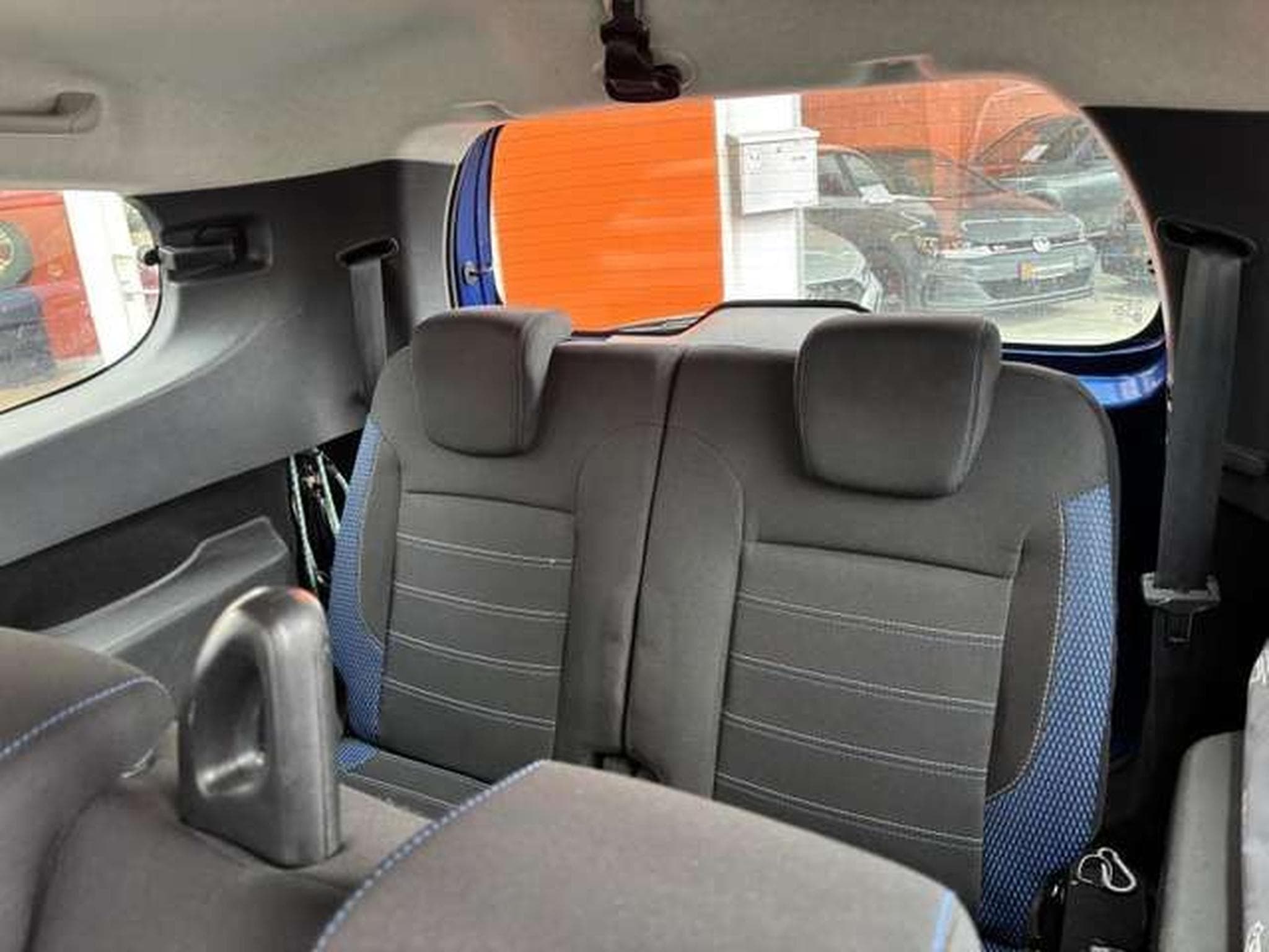 Dacia Lodgy 1.5 DCI-115PS-7 PLACES-JUSQU'A 48 MOIS GARANTIE (2020) - Foto 15