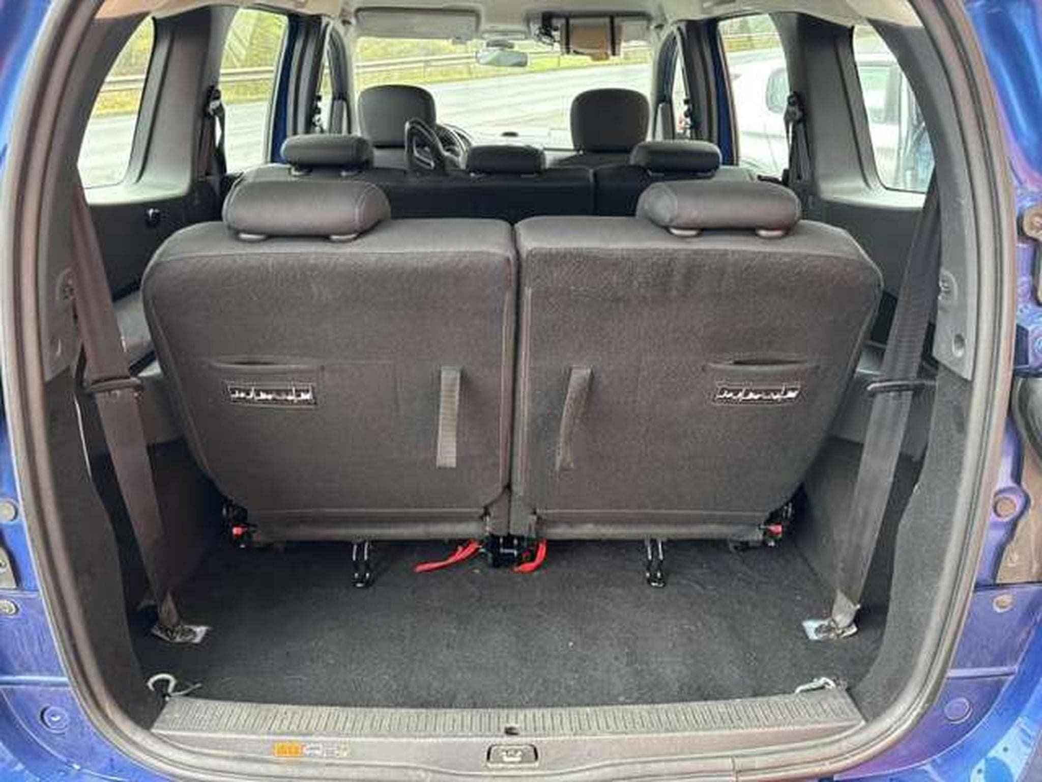 Dacia Lodgy 1.5 DCI-115PS-7 PLACES-JUSQU'A 48 MOIS GARANTIE (2020) - Foto 16