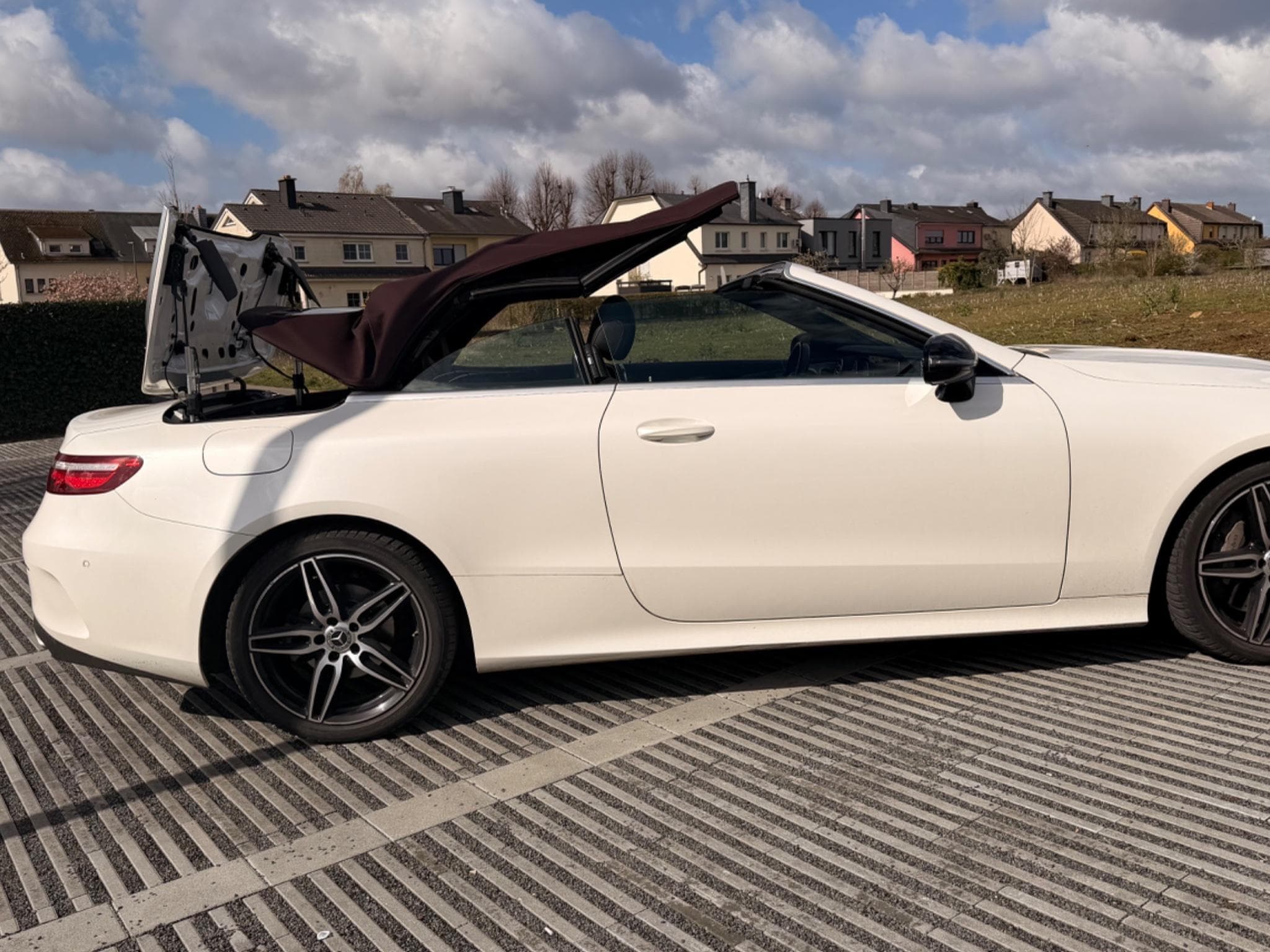 Mercedes E 300 AMG Line (2019) - Photo 4