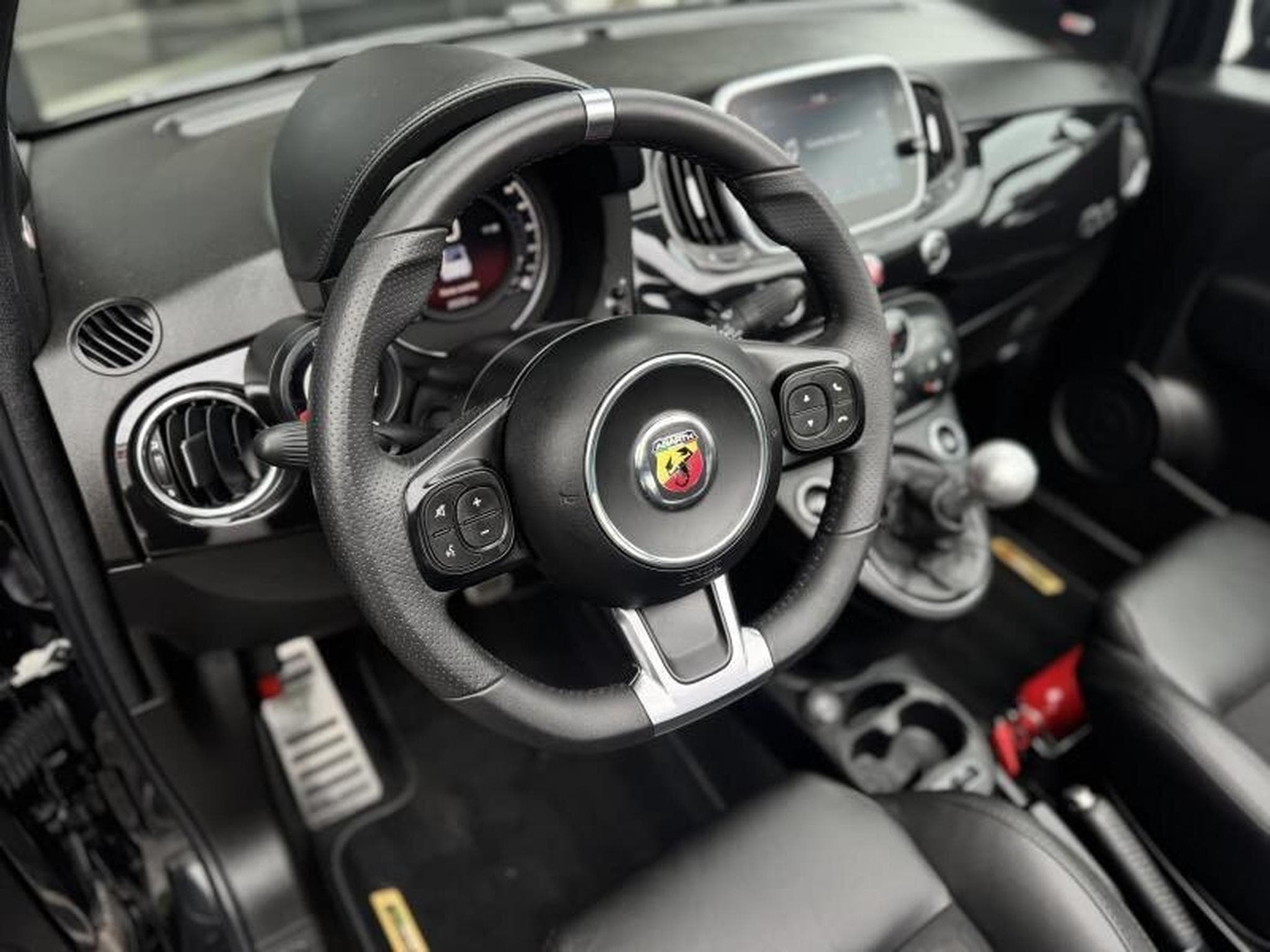 Abarth 500 595 Scorpione oro (2020) - Photo 6