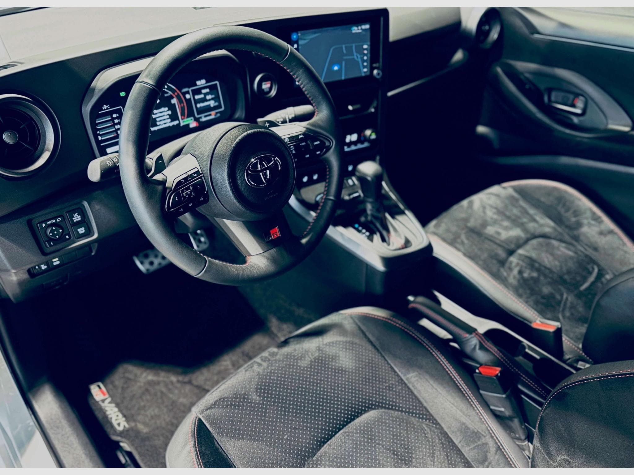 Toyota Yaris GR YARIS GR AWD MY25 BVA (2024) - Photo 9