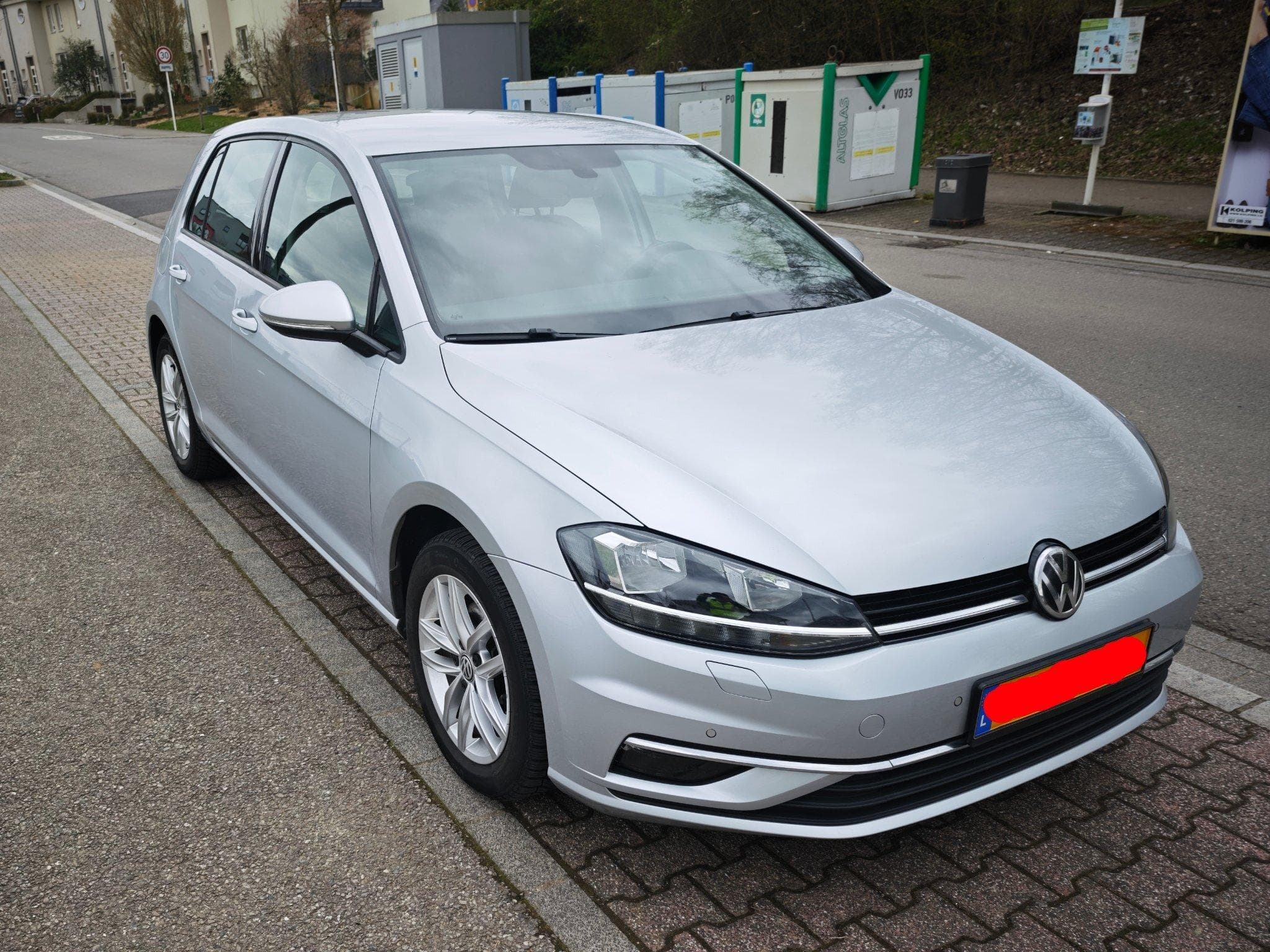 VW Golf VII 5-Türer (2018) - Photo 2