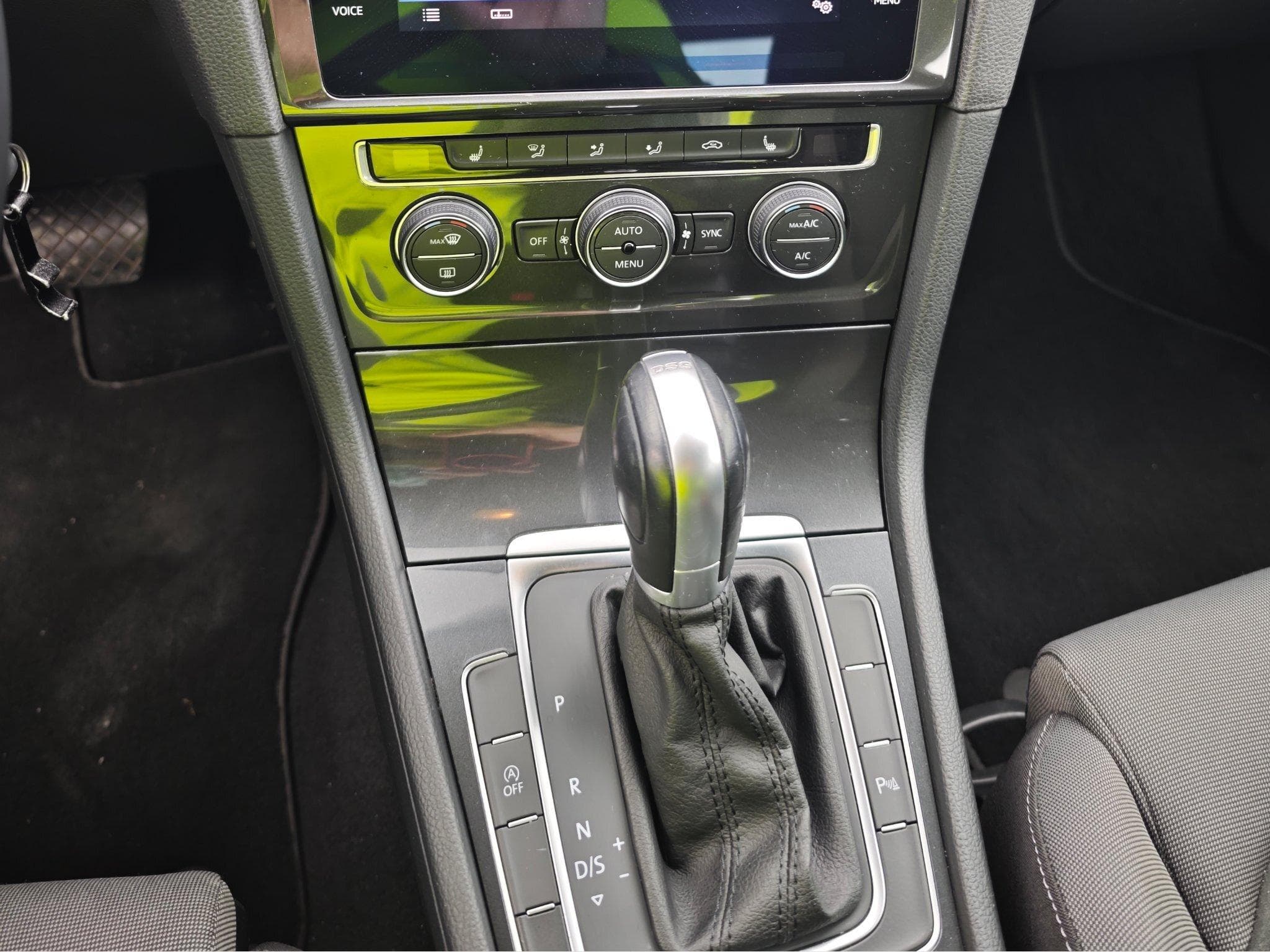 VW Golf VII 5-Türer (2018) - Photo 12